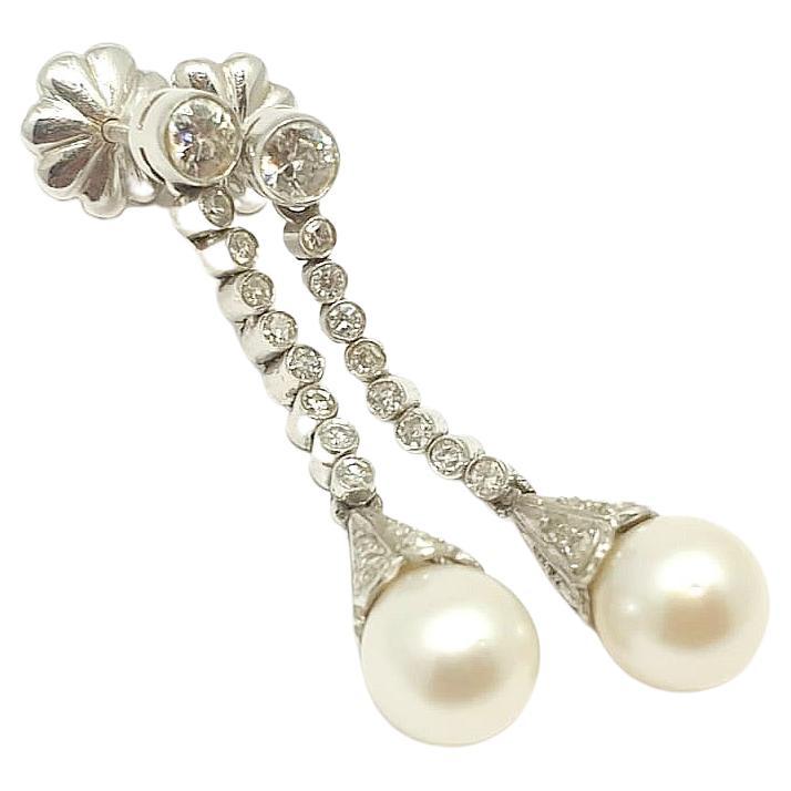 Platin-Ohrringe mit Perlen und Diamanten im Angebot