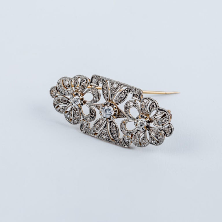 Brilliant Cut Vintage Platinum Pin Brooch in Rose Gold with Diamonds For Sale