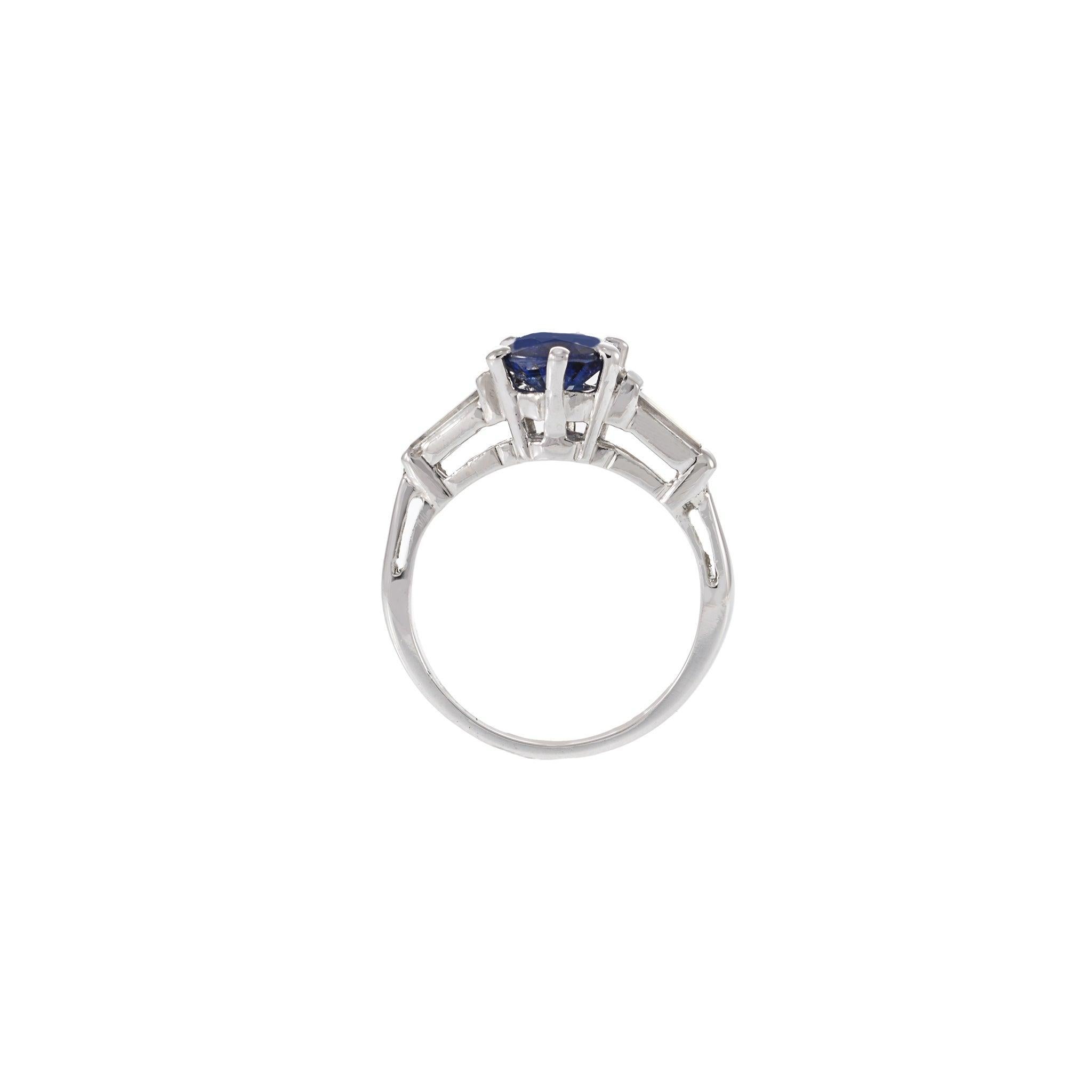 De las mujeres Anillo vintage de platino con zafiro y diamantes en venta