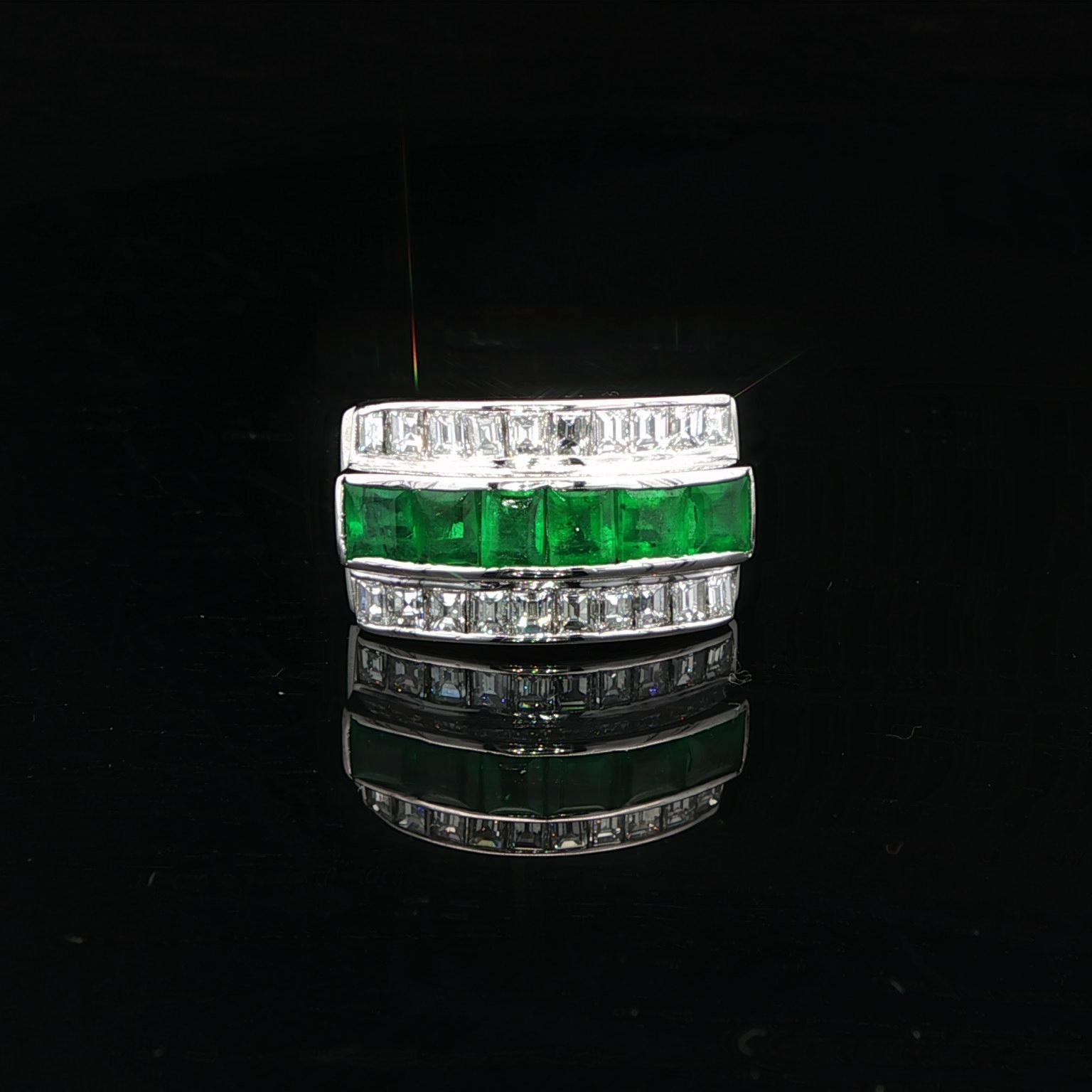 Vintage Platinum Square Step Cut Emerald & Diamond 3 Row Band Ring Size 5.5 In Excellent Condition For Sale In Montclair, NJ