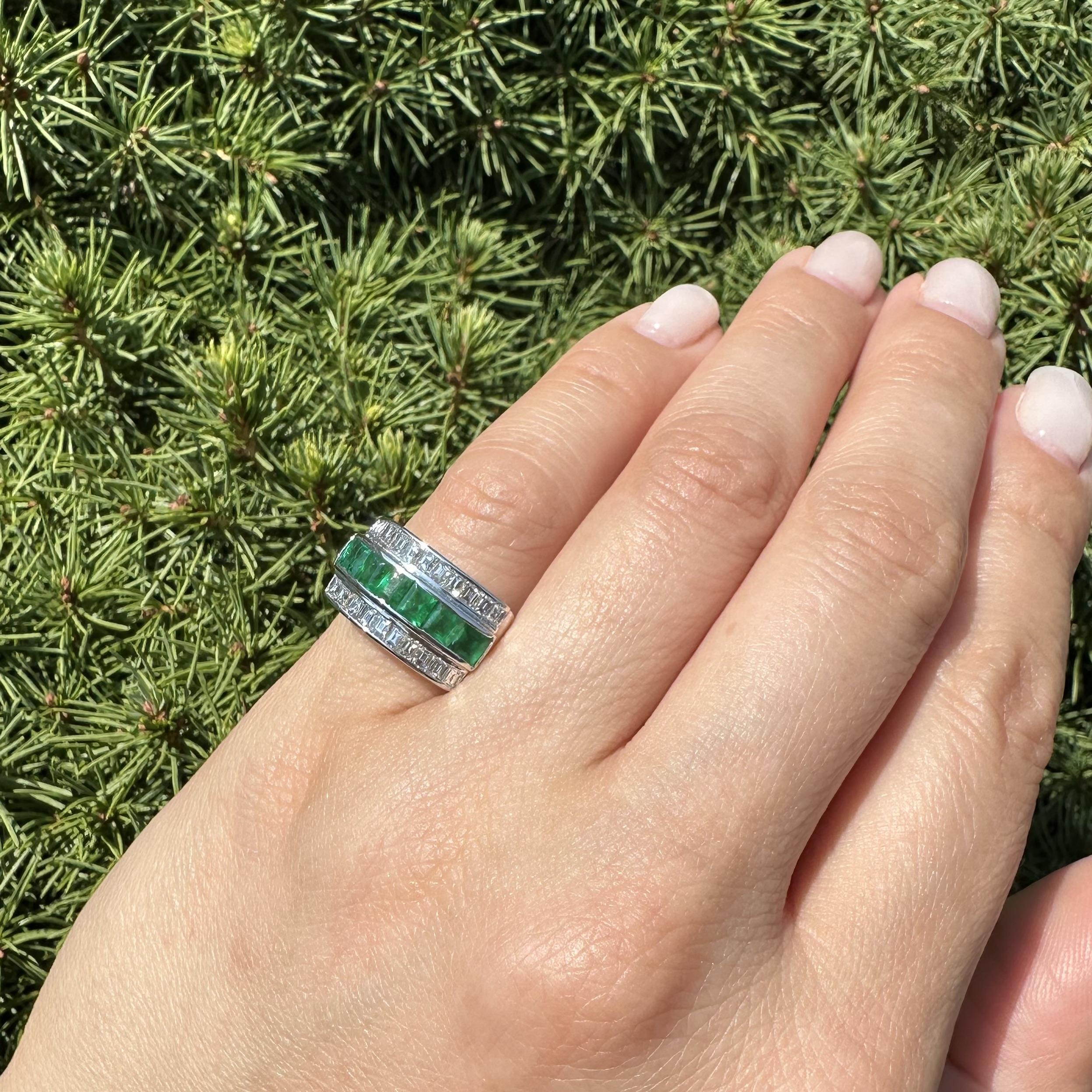 Women's Vintage Platinum Square Step Cut Emerald & Diamond 3 Row Band Ring Size 5.5 For Sale