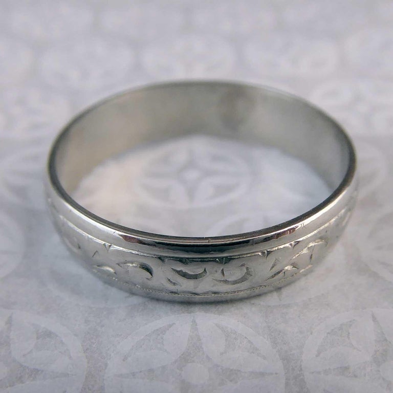 Vintage Platinum Wedding  Ring  Birmingham 1975 For Sale  