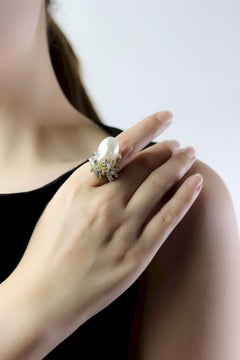 Vintage Platinum White & Yellow Diamond Baroque Pearl Cocktail Ring