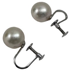 Vintage Platinum850 Gold 9mm Lustrous Pearl Screw Back Earrings