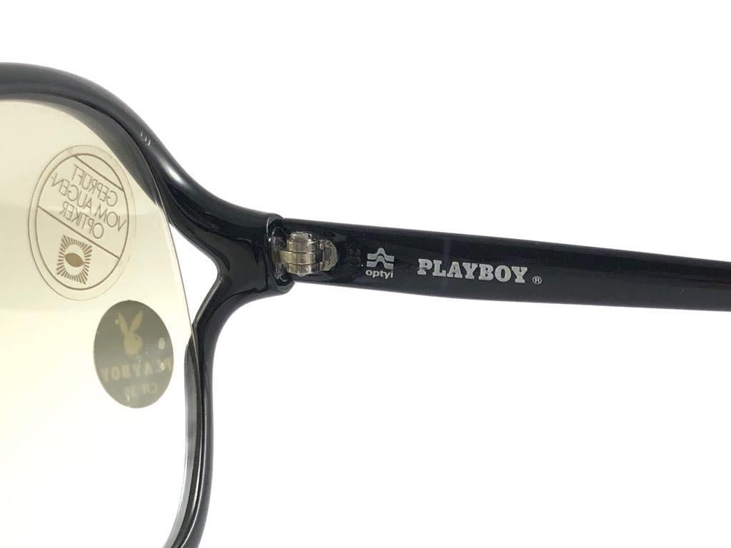 Vintage Playboy Optyl Black & White 4517 Oversized Optyl Sunglasses For Sale 4