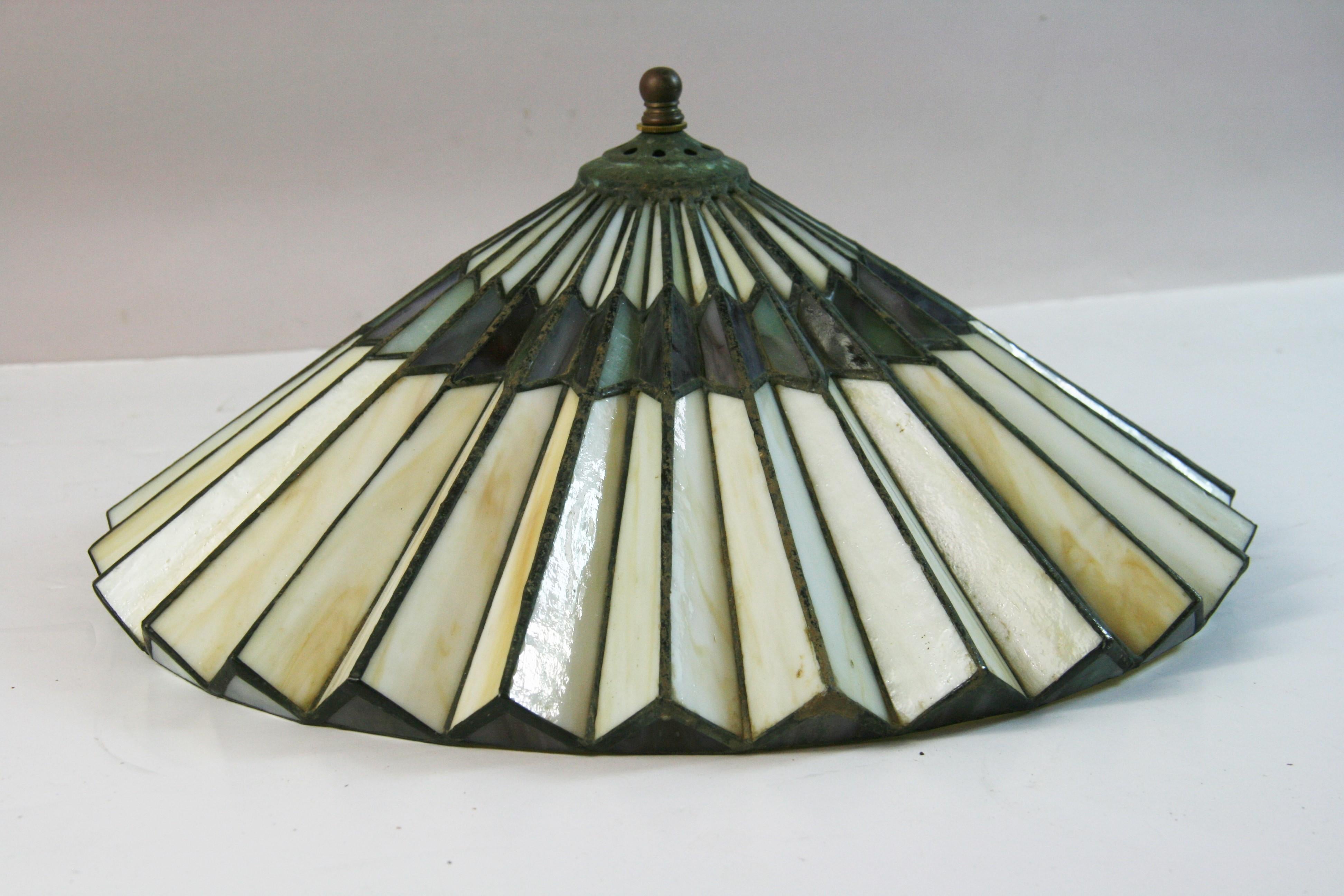 Vintage groß plissiert  Kunst  Glas Flushmount im Angebot 4