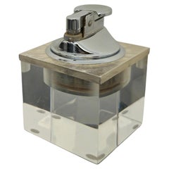 Briquet de table vintage en plexglas argenté 800 Italie 1970 Mid-Century Modern