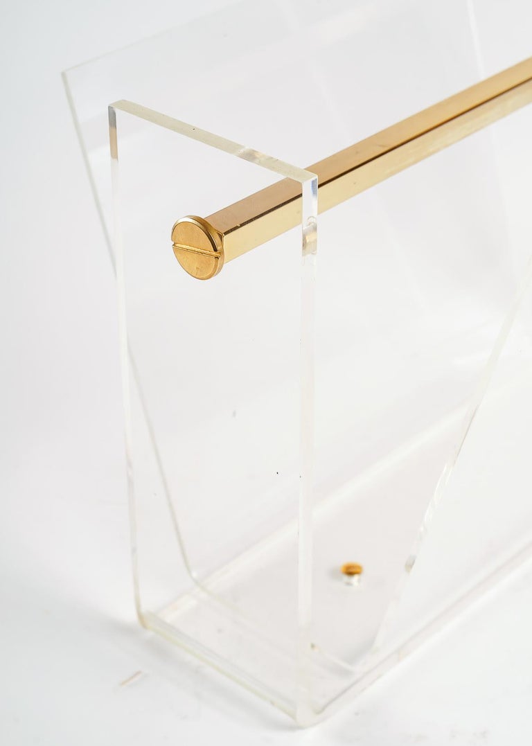 Vintage Plexiglass and Gilded Brass RingHolder For Sale at 1stDibs