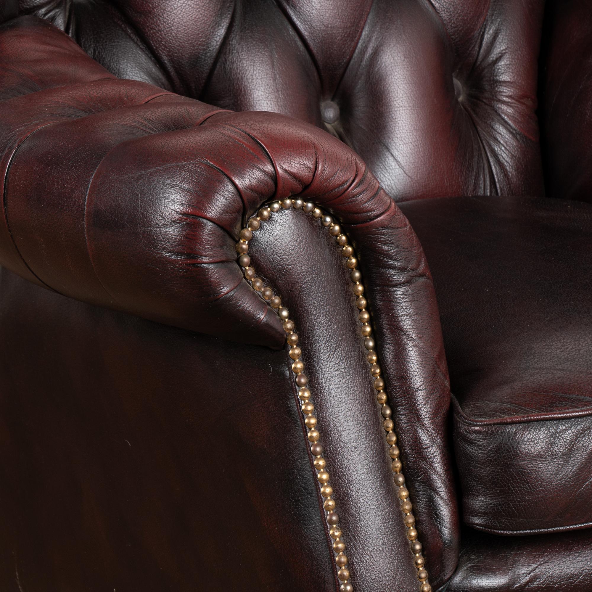 Vintage Plum Leather Wingback Chesterfield Arm Chair, England circa 1970-80 3