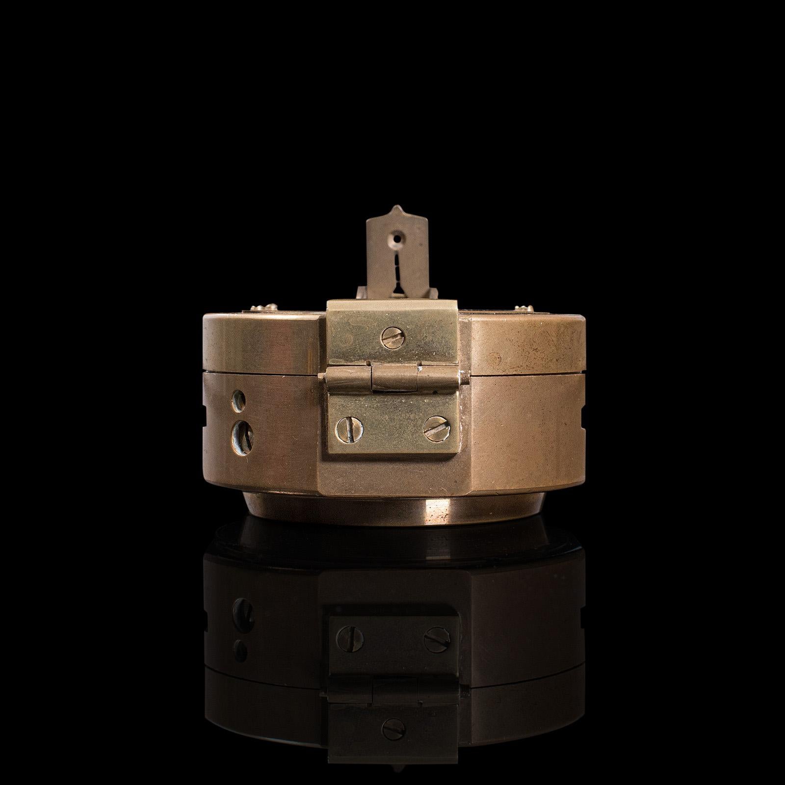 20th Century Vintage Pocket Compass, English, Terrestrial, Marine, Navigation, Instrument