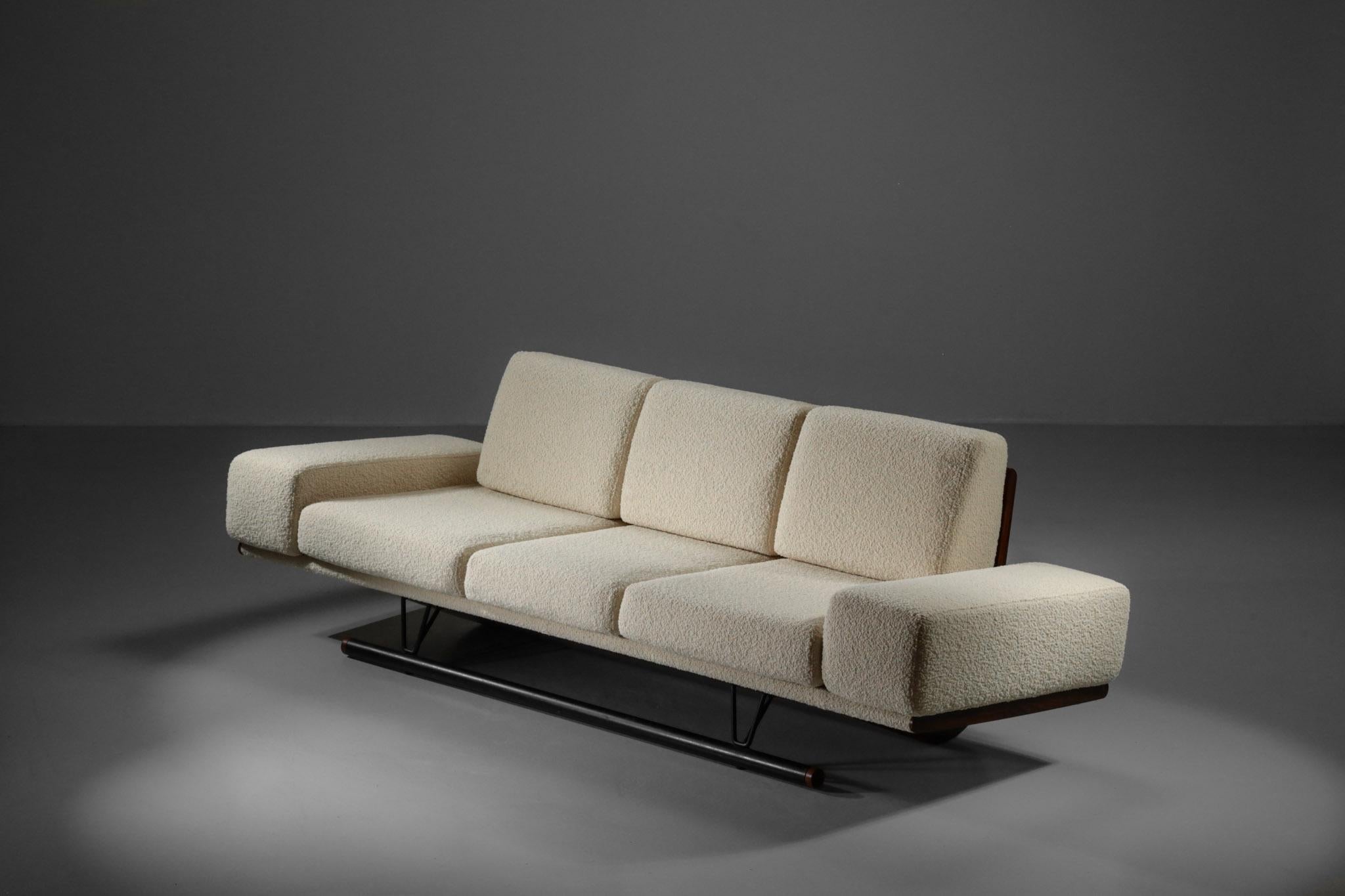 Rare polar sofa from 1970s
Structure in iron and rosewood.
Fully reupholstered with Bergamo 2 fabric from Bisson Bruneel.
 