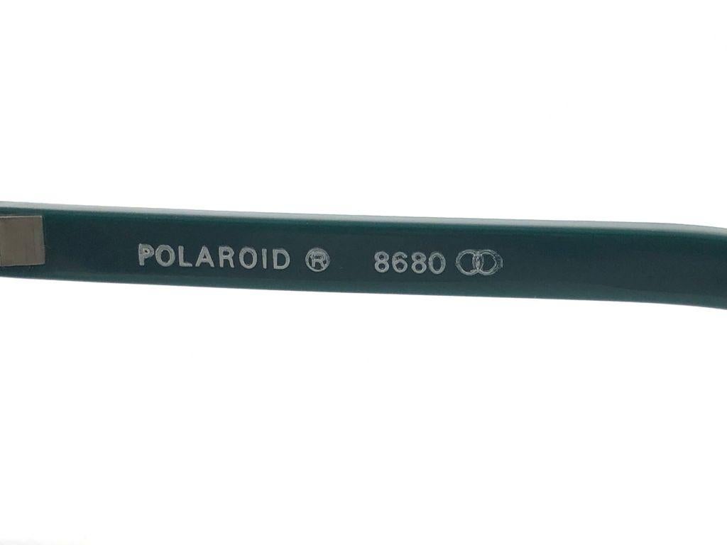 Lunettes de soleil aviateur vintage Polaroid 8680 Green 1980 Made In France en vente 2