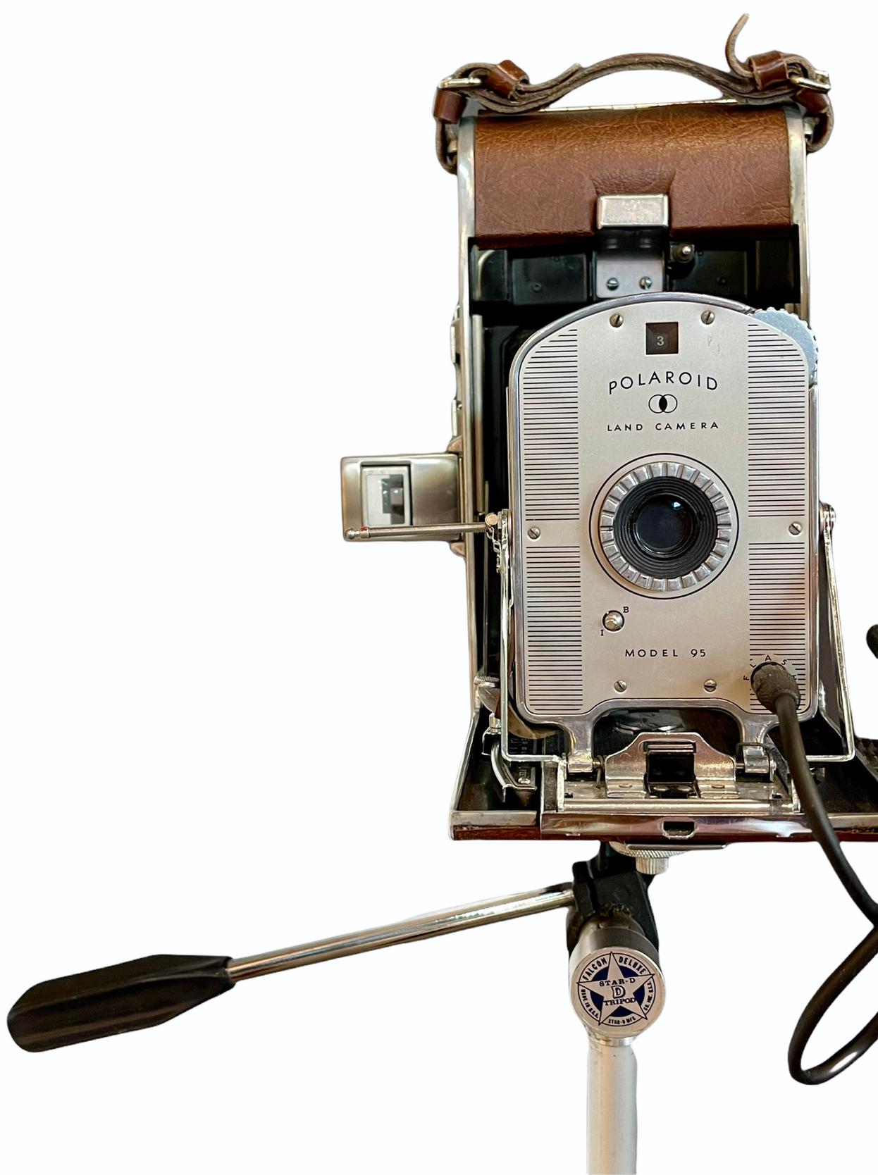 Vintage Polaroid Land Camera In Good Condition In Bastrop, TX