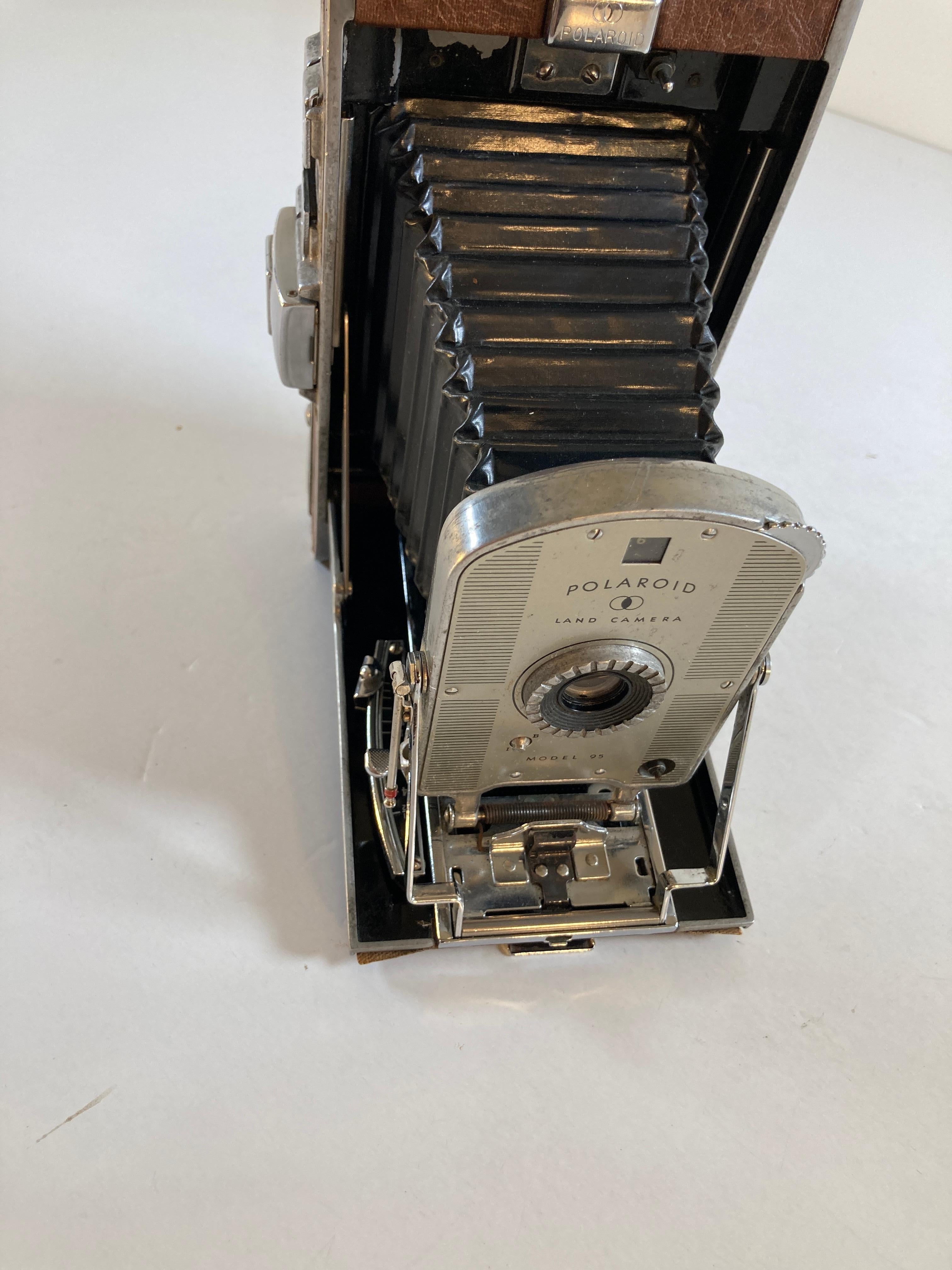 Vintage Polaroid Land Camera in Case Model 95, circa 1948 1