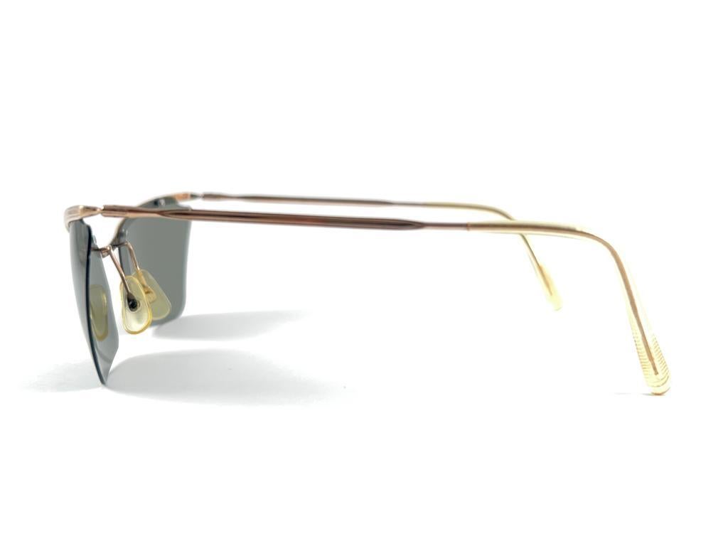 Vintage Polaroid Small Gold Semi Rimless 1960'S  Sunglasses For Sale 2
