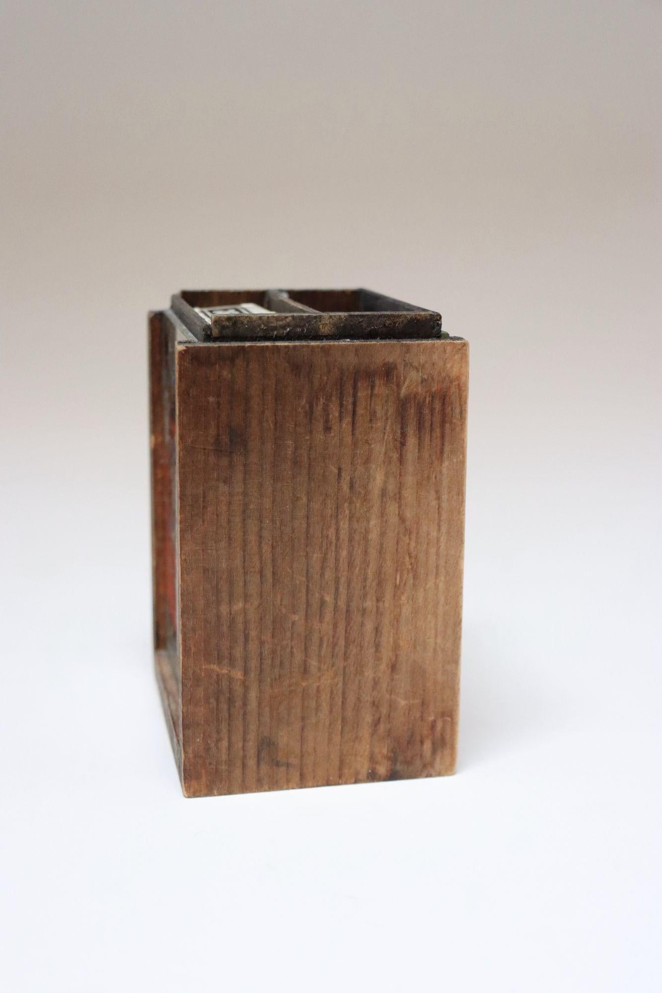 Vintage Polish Folk Art Hand-Painted Wooden Playing Card Holder by Irena Makowey For Sale 2