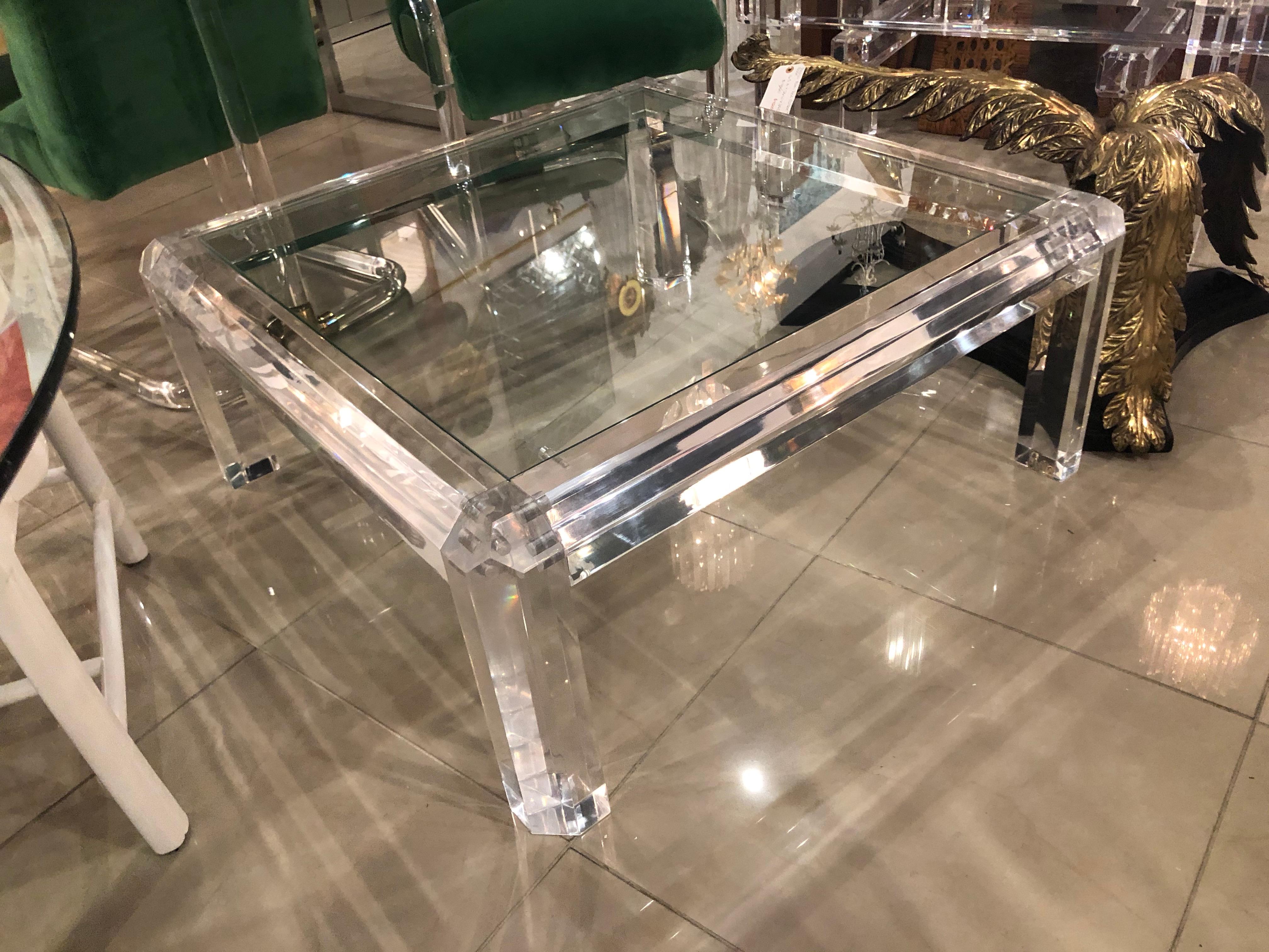 Vintage Polished Beveled Lucite Coffee Cocktail Table New Inset Glass Top In Good Condition In West Palm Beach, FL