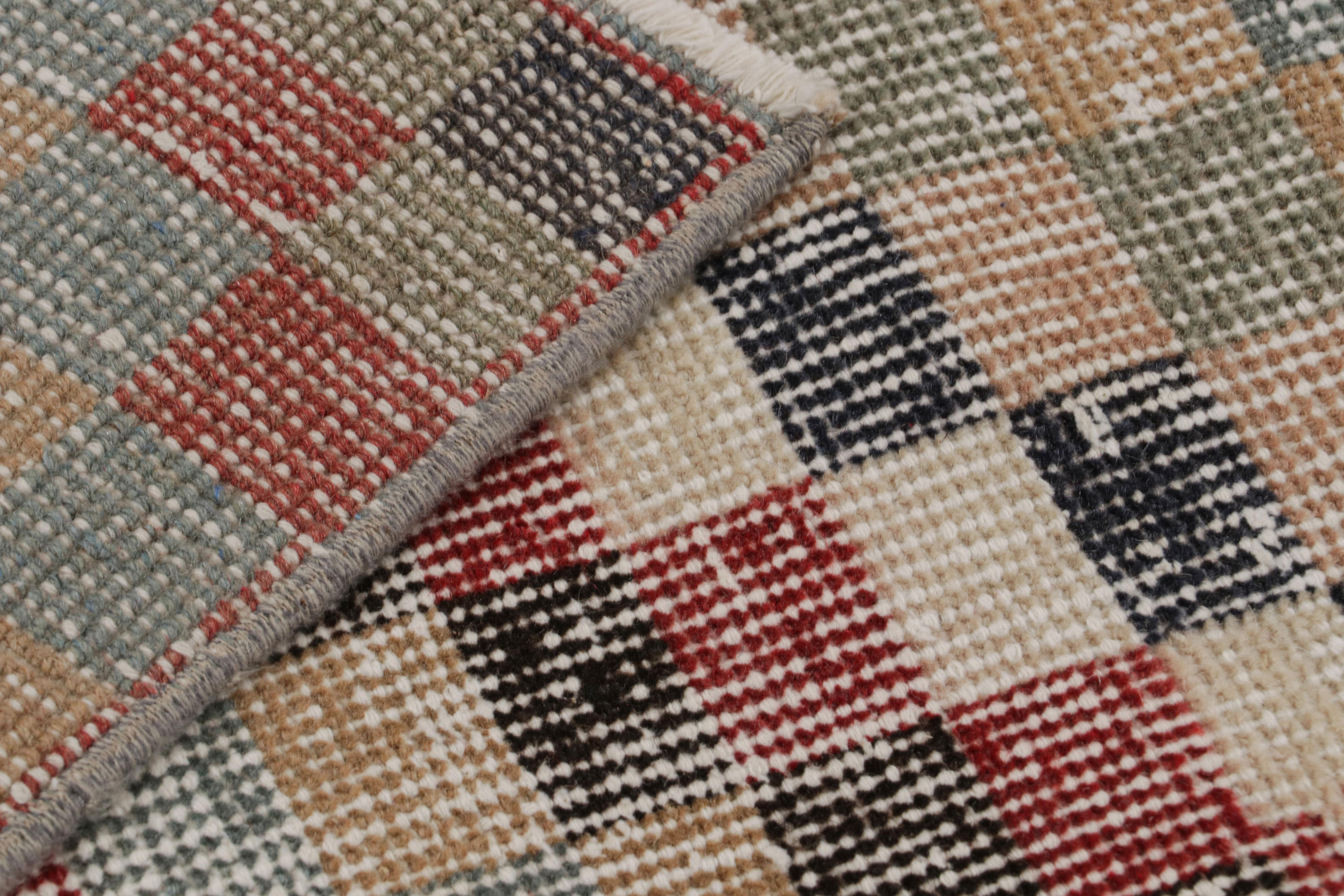 Alfombra de calle policromática vintage con motivos geométricos, de Rug & Kilim Lana en venta