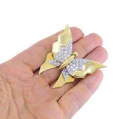 Broche vintage Pomellato en or 18 carats en forme de papillon, sertie de diamants