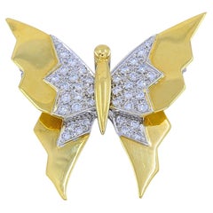 Broche vintage Pomellato en or 18 carats en forme de papillon, sertie de diamants