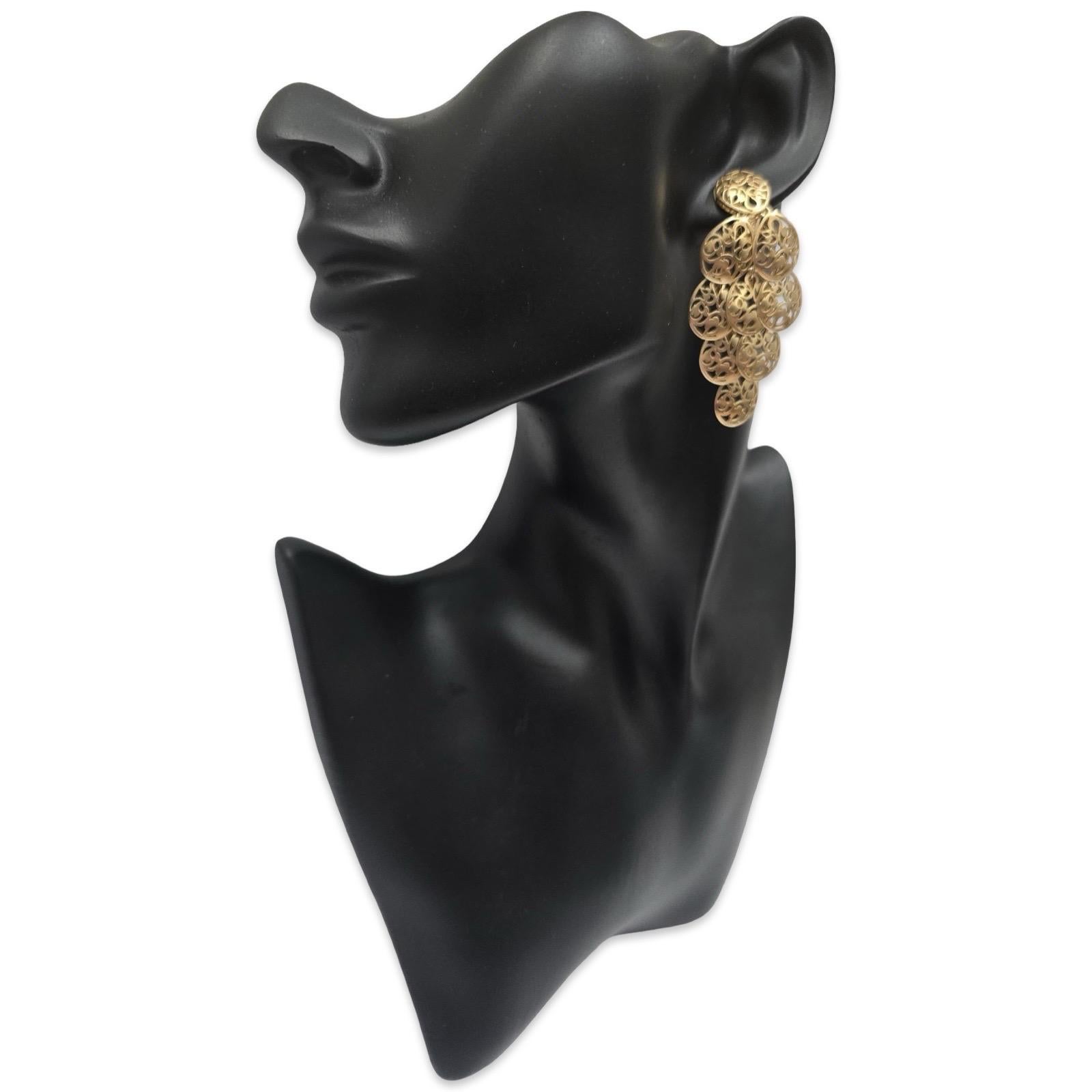 Orecchini a lampadario d'epoca in oro 18 carati Pomellato Arabesque Openwork in vendita 1