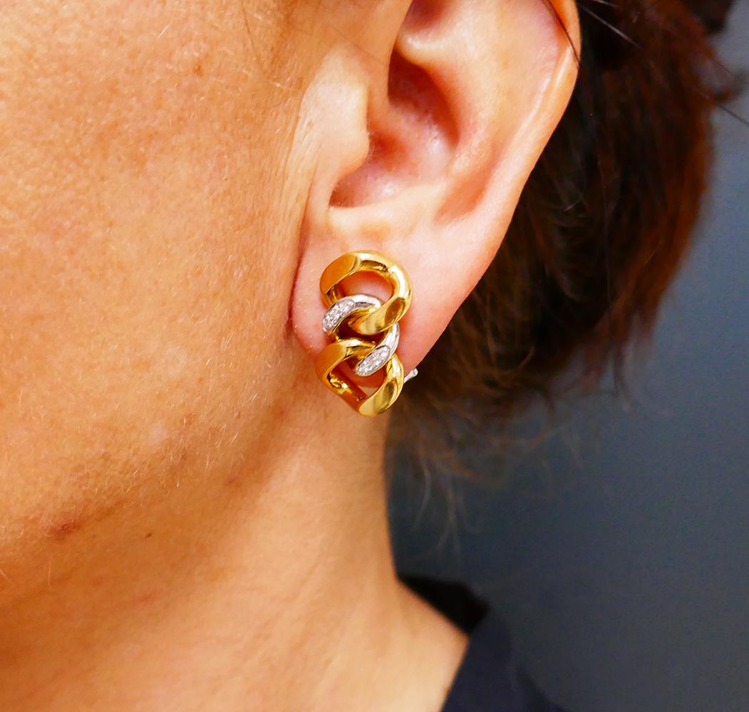Round Cut Vintage Pomellato Earrings Diamond 18k Gold Clip-On Estate Jewelry For Sale