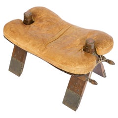 Reposapiés Vintage Pommel Horse de cuero y madera