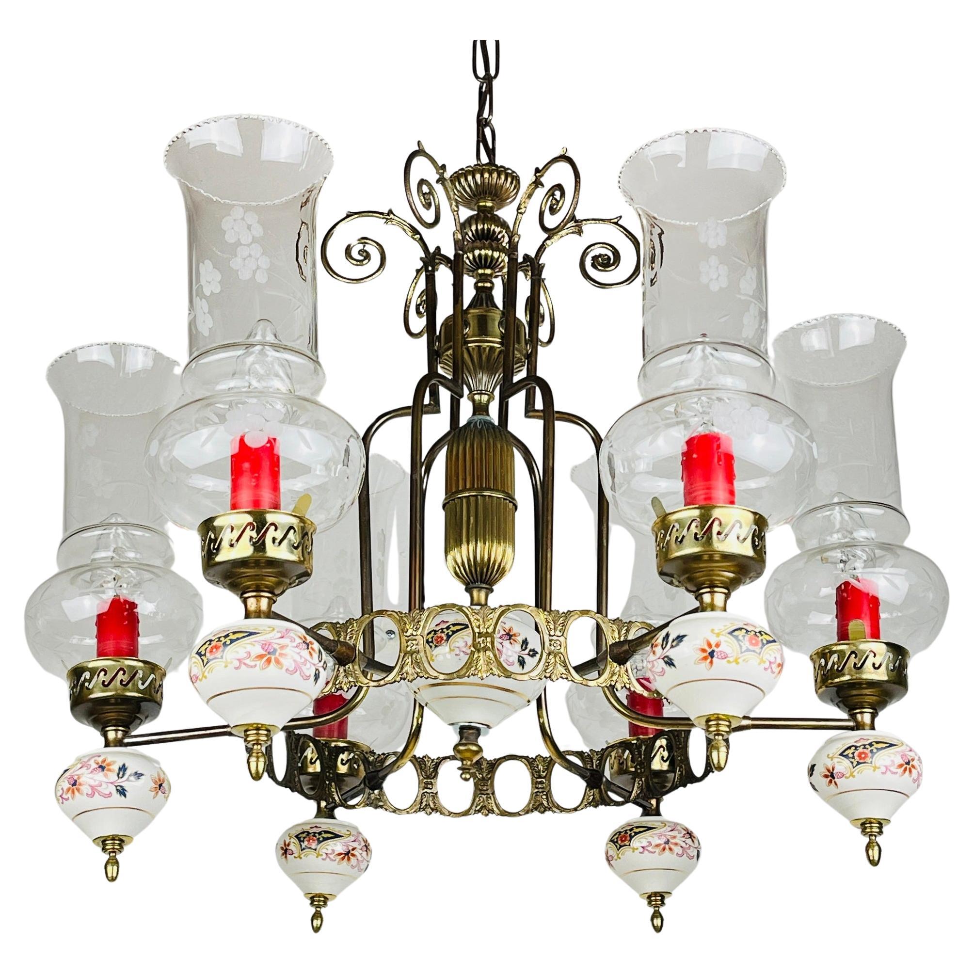 Vintage porcelain and brass chandelier Italy 1930s For Sale
