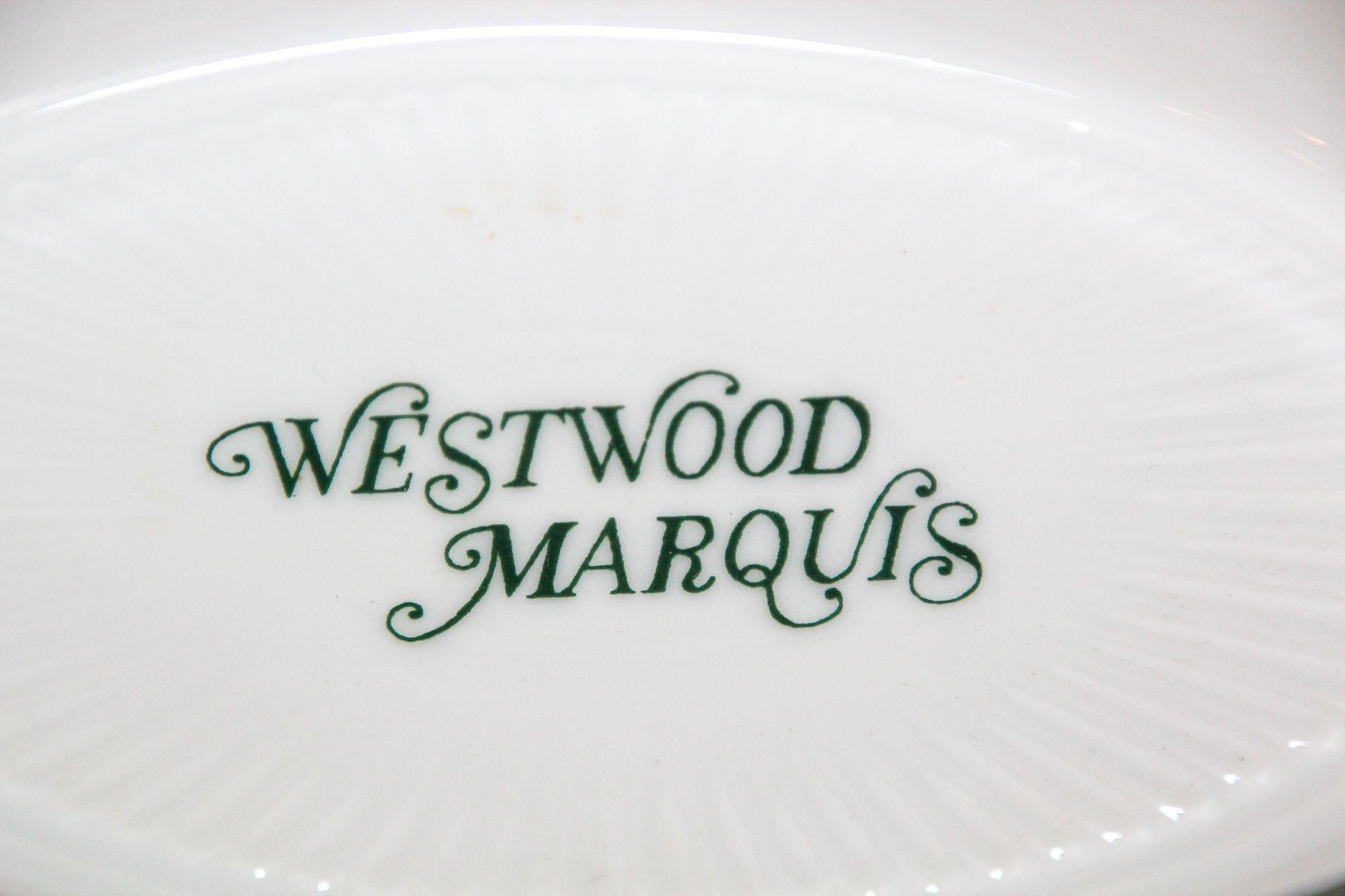 Vintage collectible dish ashtray from the famous Westwood Marquis hotel.
Vintage Westwood Marquis white oval dish with green trim in very good vintage condition.
The Westwood Marquis hotel was one of Los Angeles' first Grand-Luxe European-style