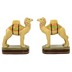 Serre-livres figurines sculptées en porcelaine camel vintage