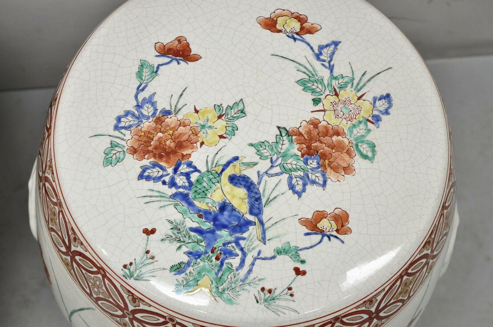 Paire de sièges de jardin vintage en céramique chinoiseries orientales rouges et bleues 2
