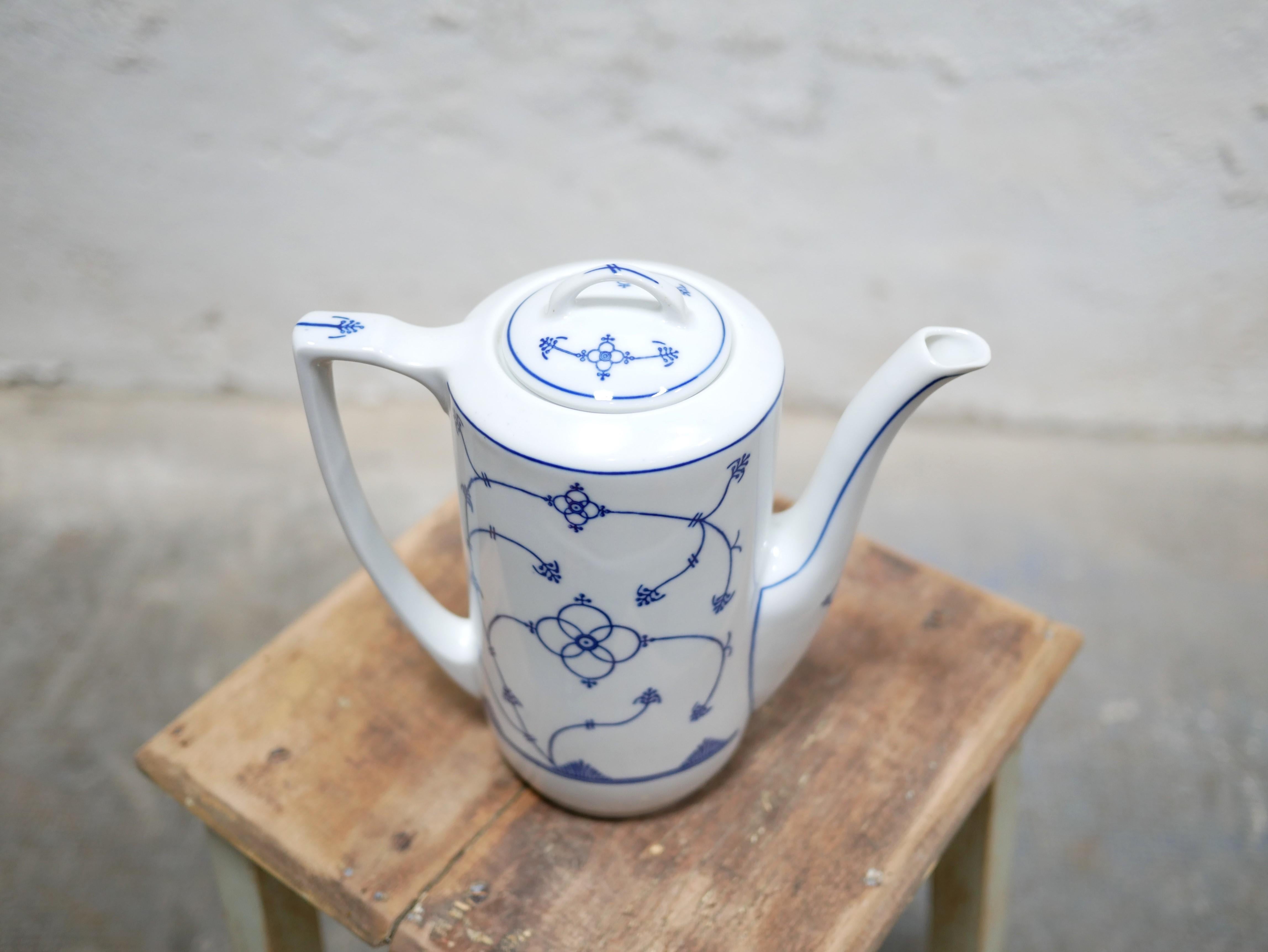 Cafetera de porcelana vintage fabricada por Jäger Eisenberg, Alemania Cerámico en venta