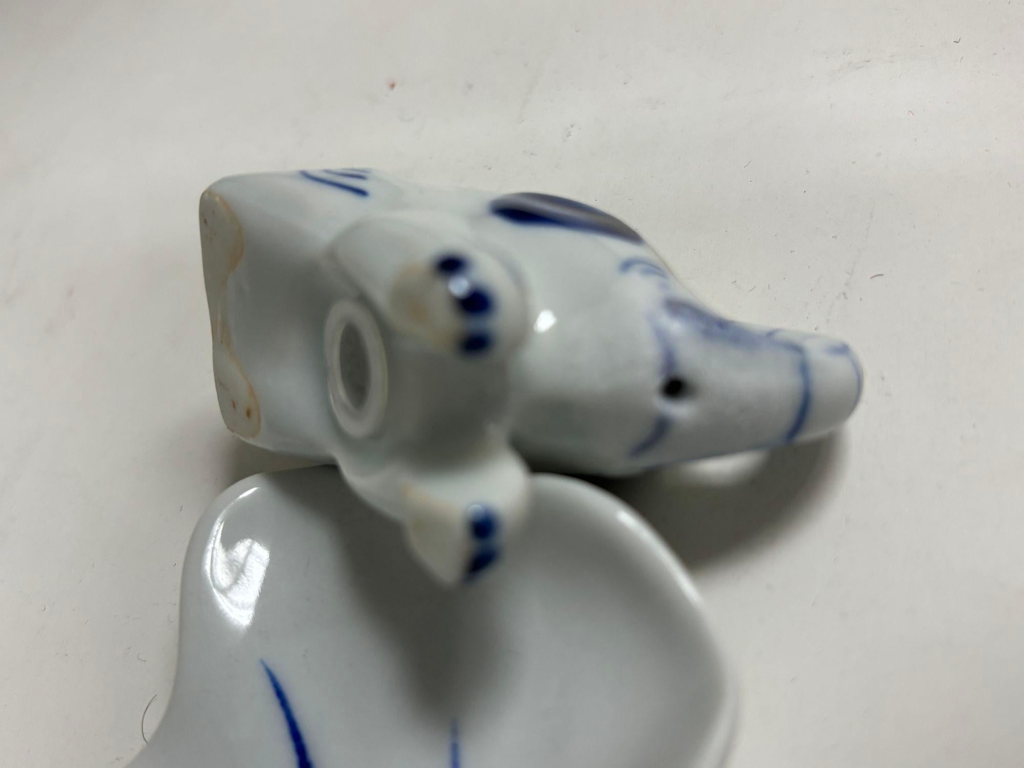 Vintage Porcelain Elephants Salt and Pepper Shakers with Tray Collectible For Sale 2