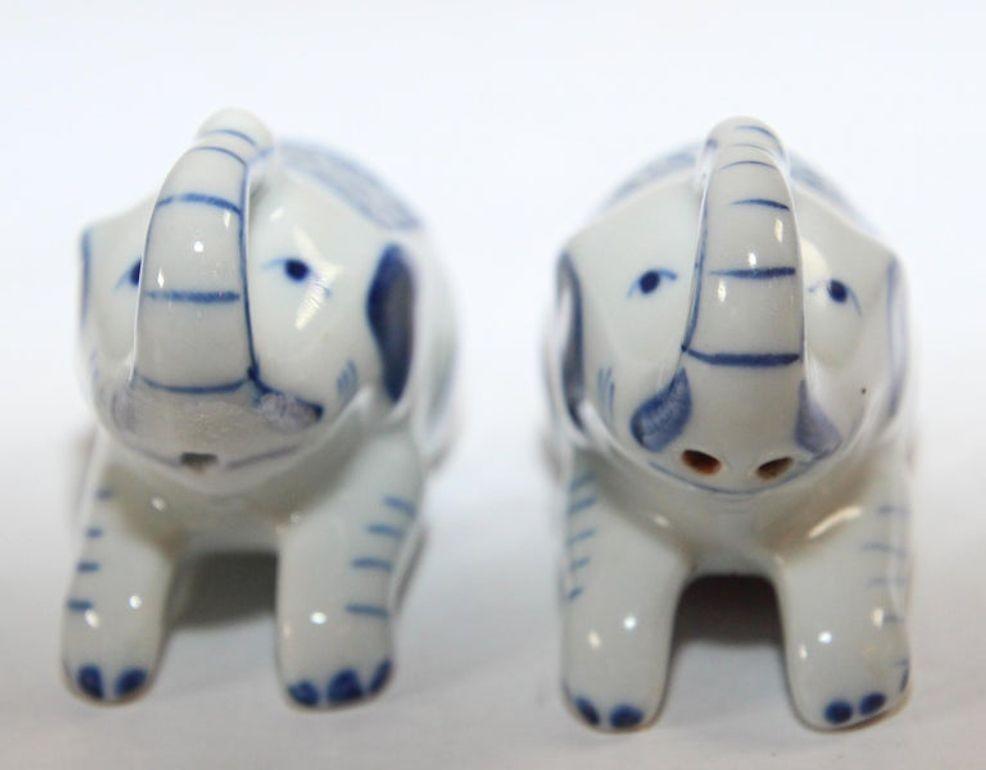Asian Vintage Porcelain Elephants Salt and Pepper Shakers with Tray Collectible For Sale