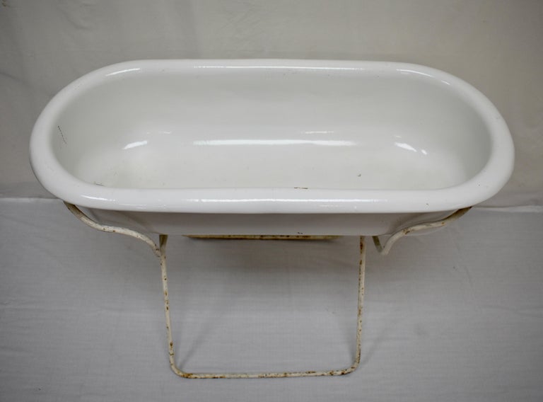 Vintage Porcelain Enamel Baby Bath With, Vintage Enamelware Baby Bathtub