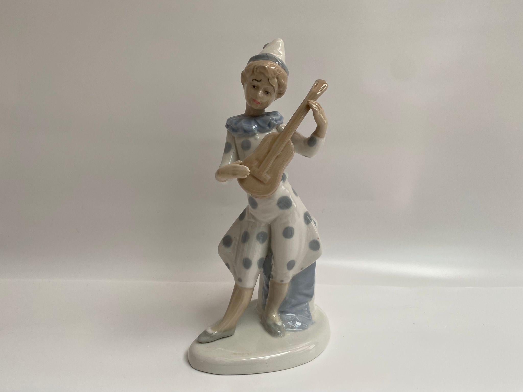 Figurita de porcelana vintage 