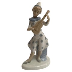 Vintage porcelain figurine "Pierrot with Guitar" by VALENCIA