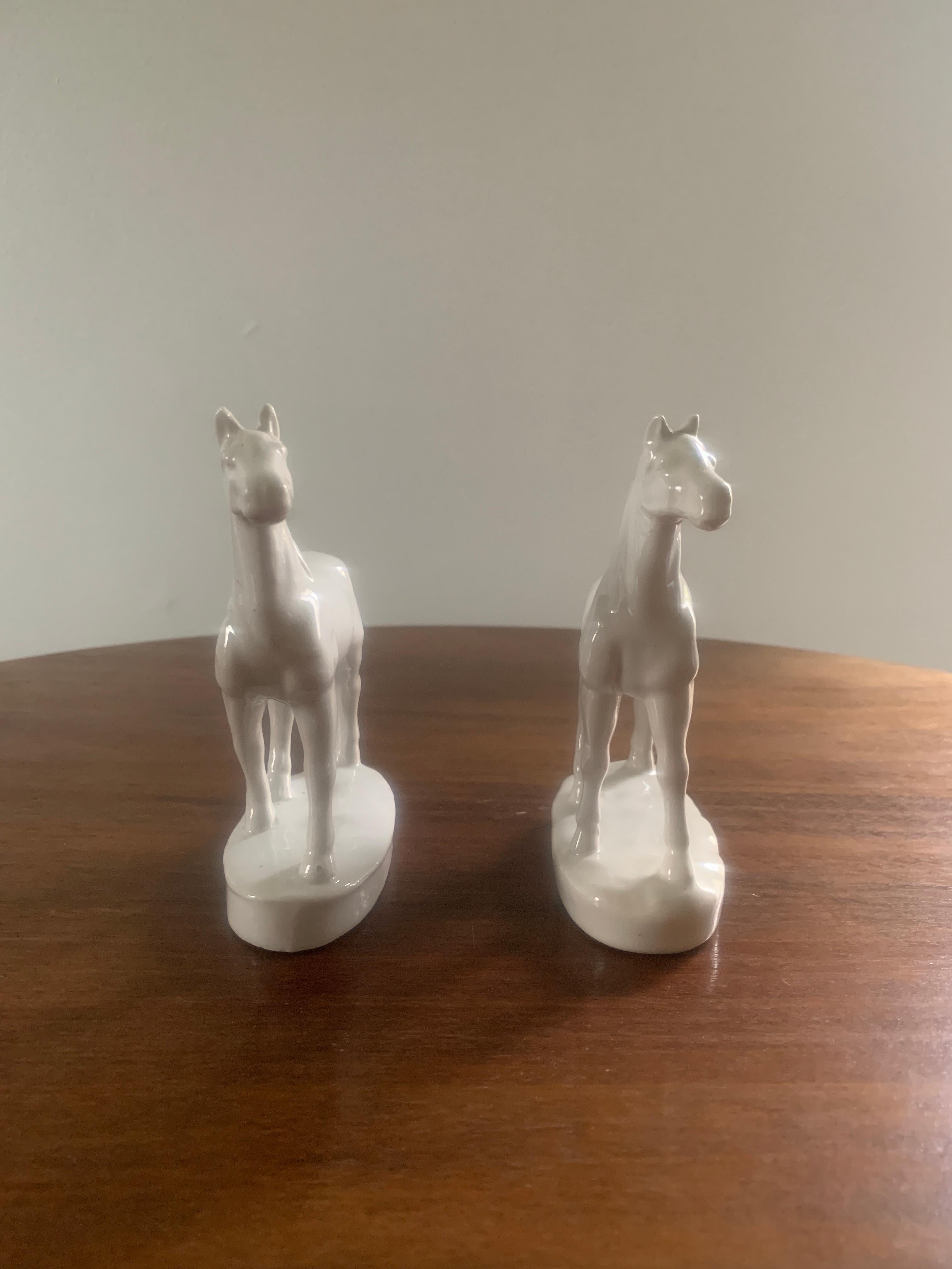 Vintage Porcelain Horses, a Pair In Good Condition In Elkhart, IN