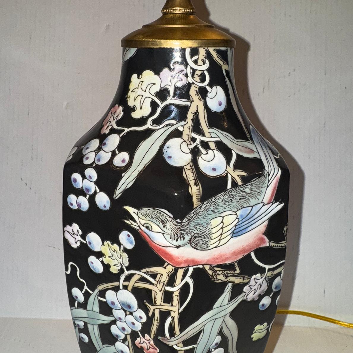 Lámpara de porcelana vintage con motivo de pájaros Porcelana en venta