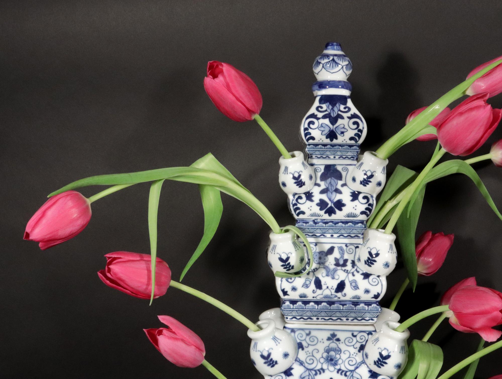 Vasi Tulipiere grandi in porcellana d'epoca blu sottosmalto, cinese in vendita 8