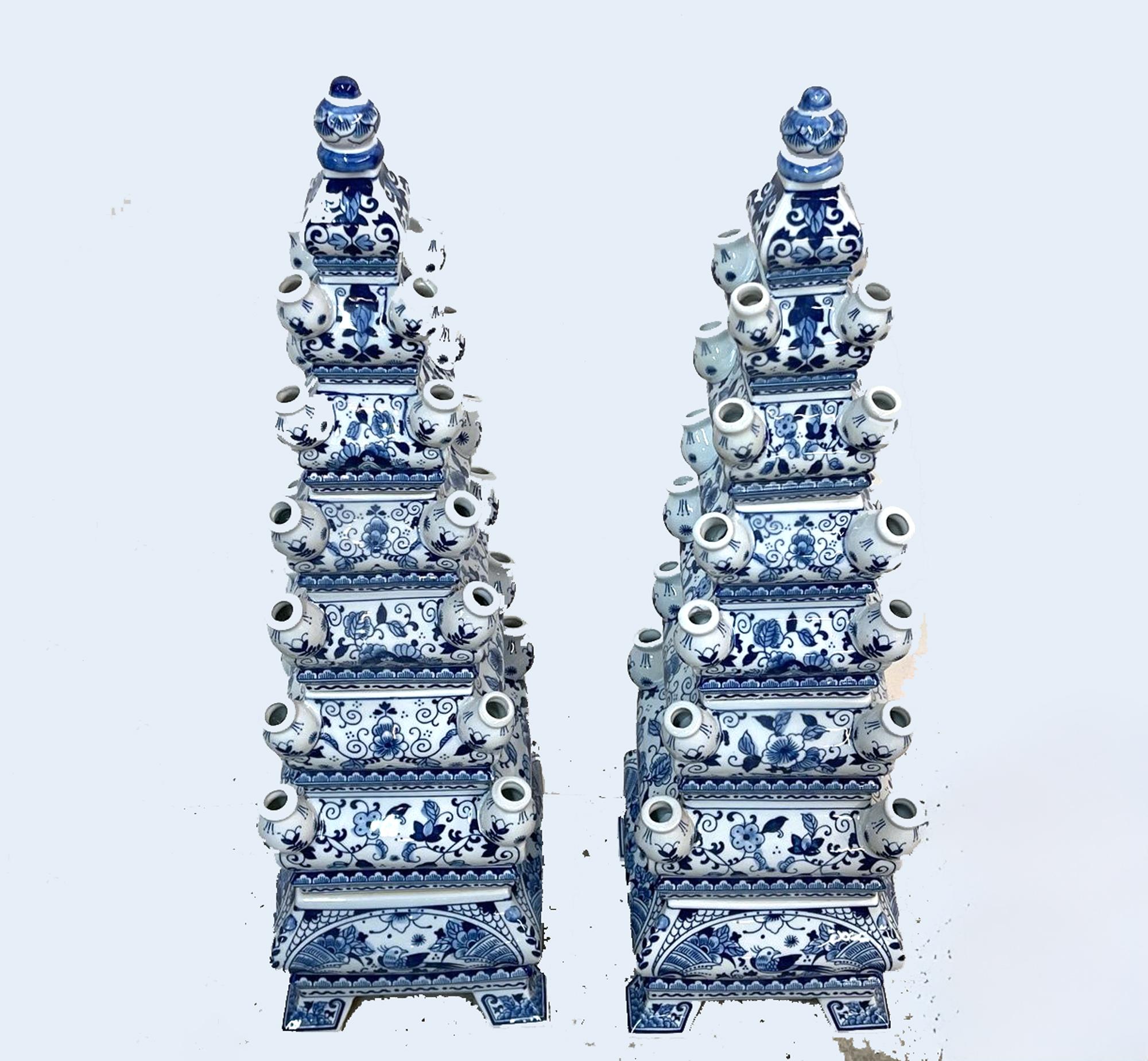 Georgiano Vasi Tulipiere grandi in porcellana d'epoca blu sottosmalto, cinese in vendita