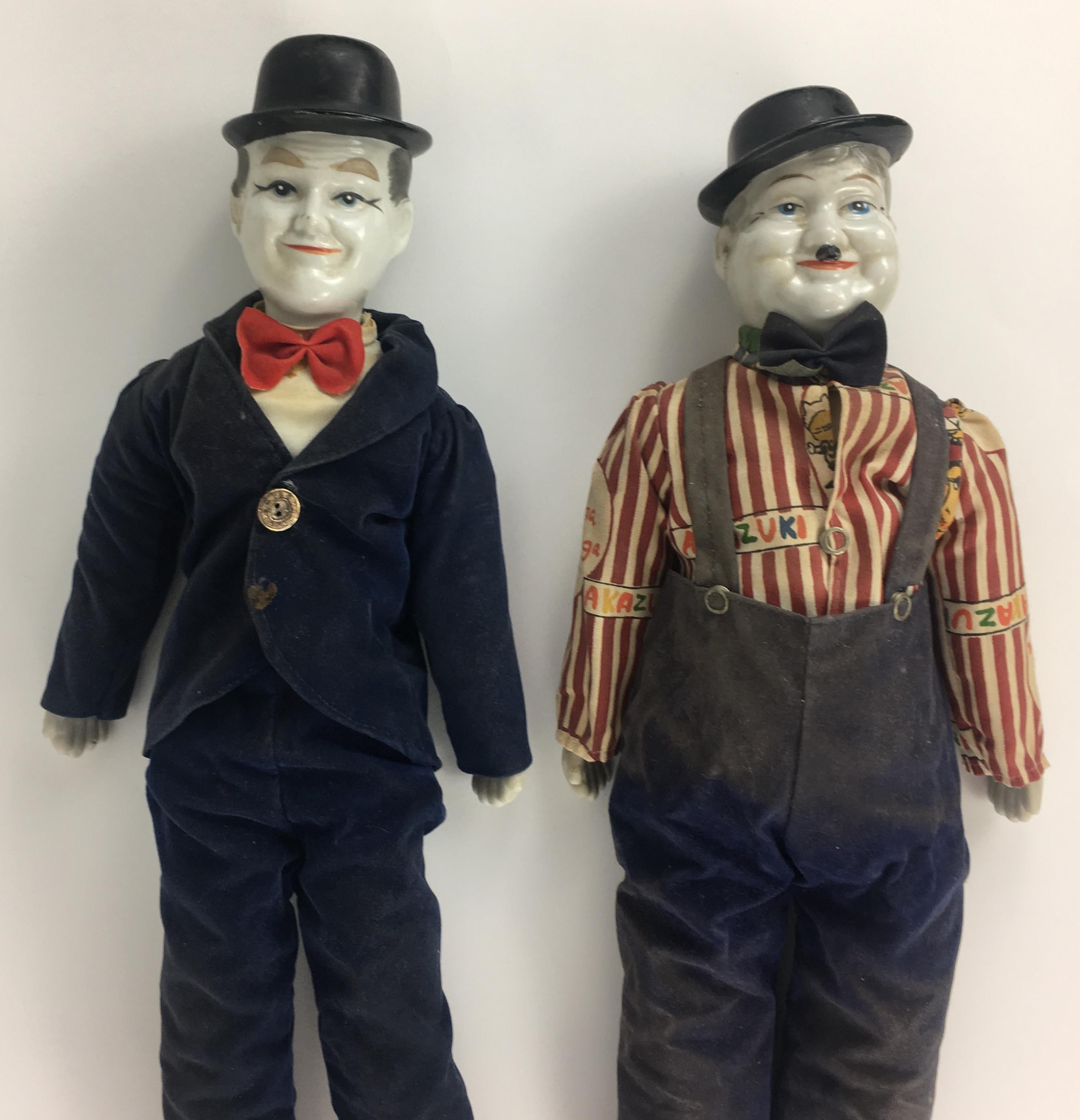 American movie memorabilia, Stan Laurel and Oliver Hardy porcelain dolls with from comedy duo 