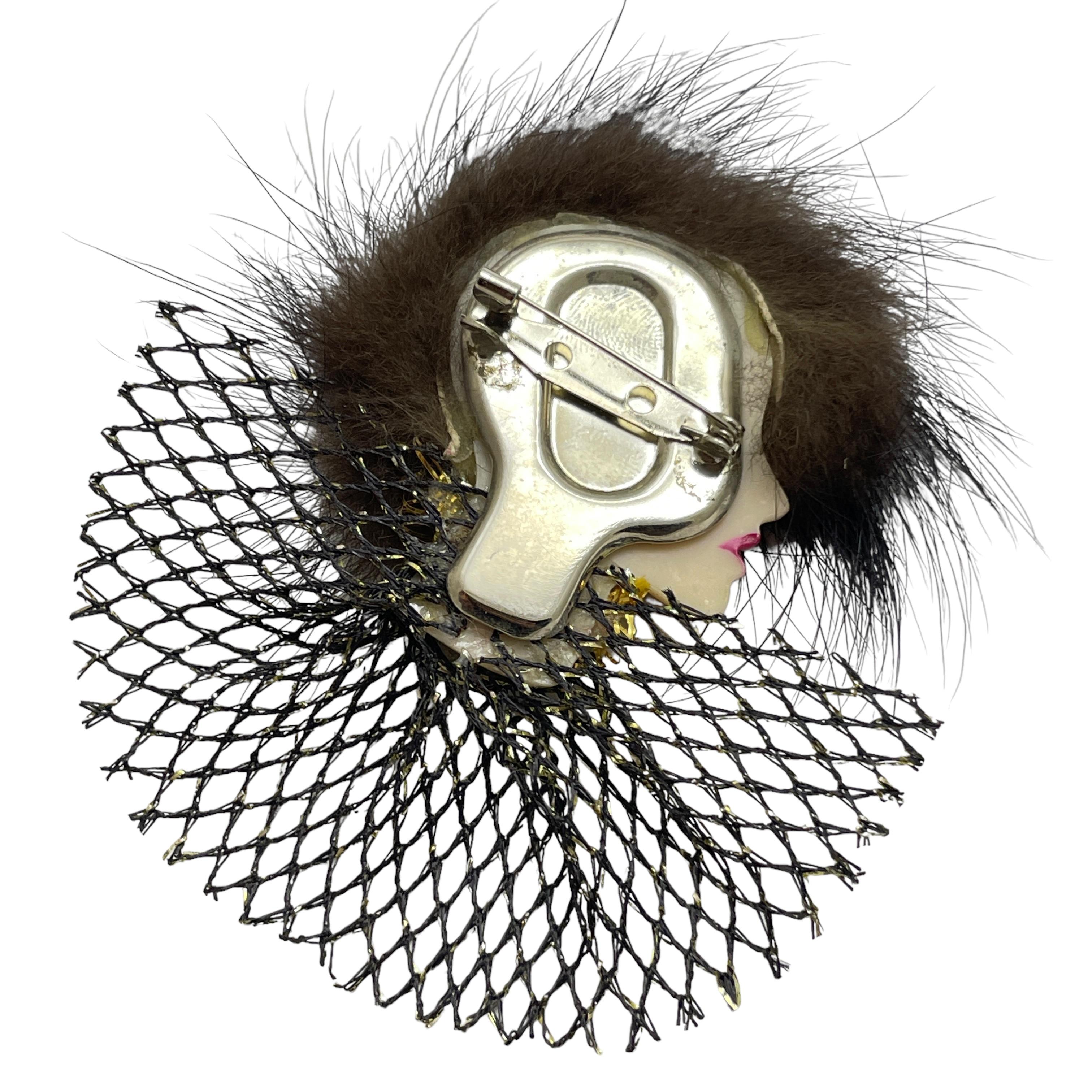 Broche de diseño vintage de porcelana con cabeza de mujer de piel de visón en Bueno estado para la venta en Palos Hills, IL