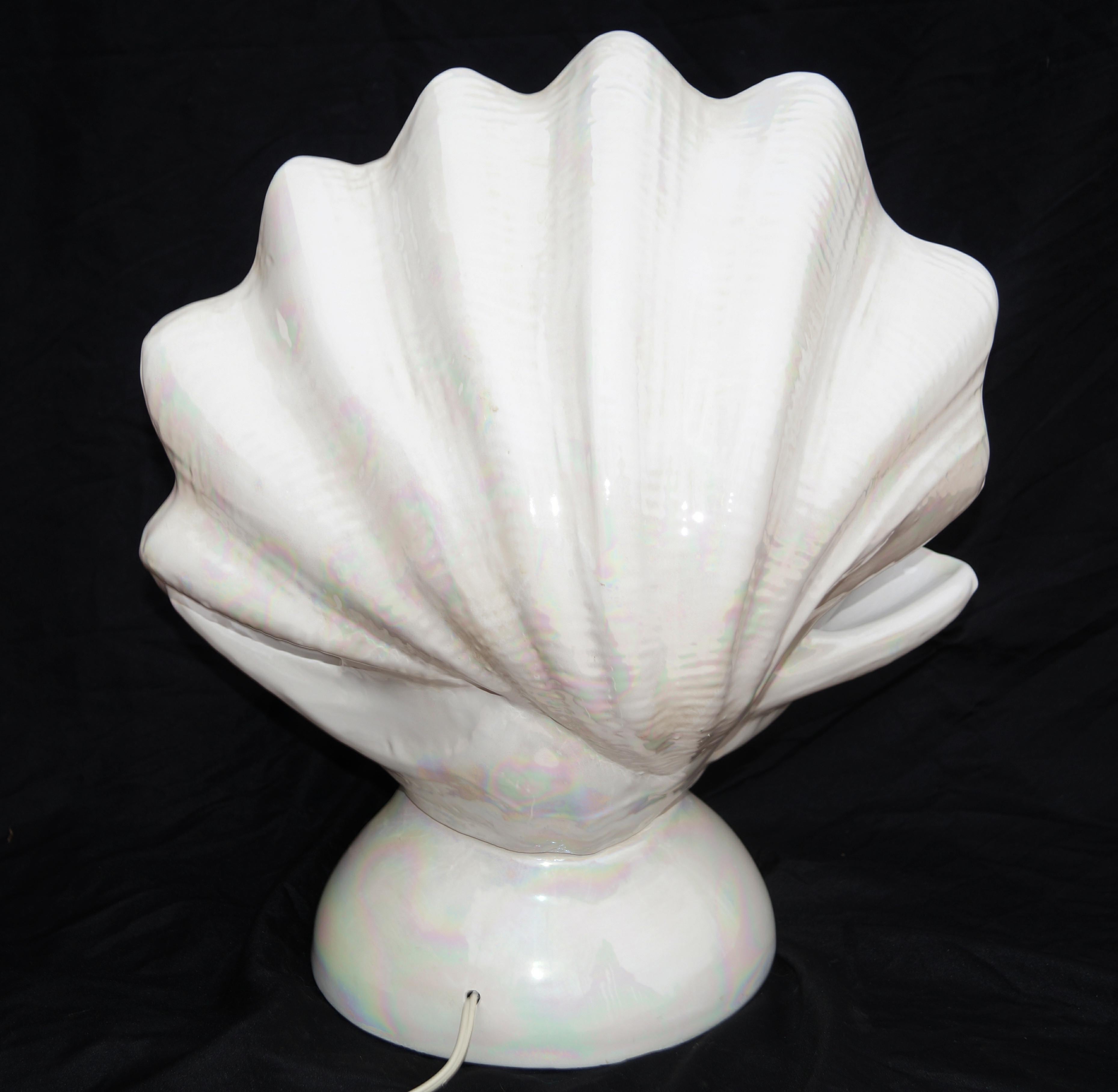 Other Vintage Porcelain Opalascent Clam Shell with Pearl Shaped Globe Lamp