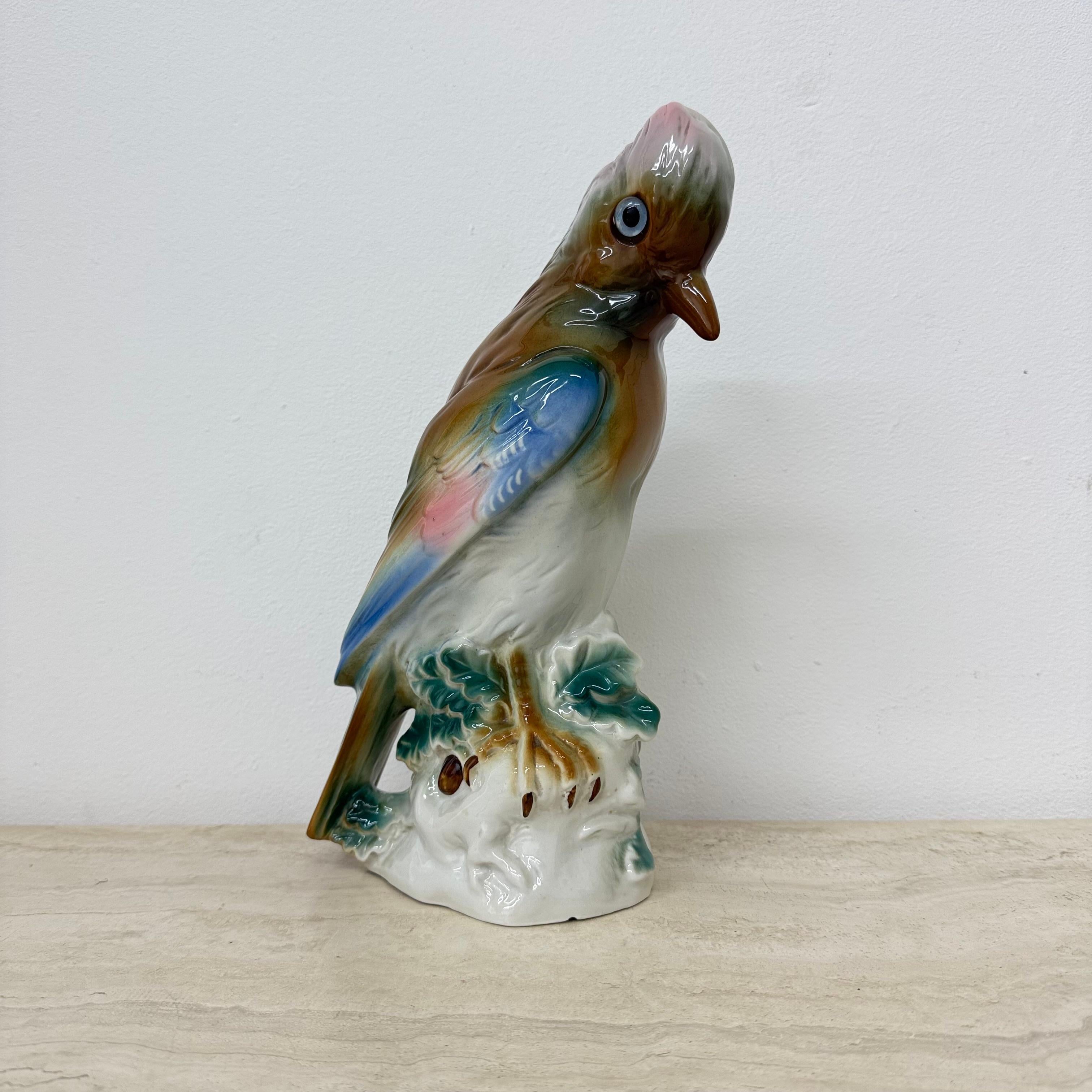 Dimensions : 28,5cm Hauteur , 10,5cm Largeur , 17cm Profondeur
Condit : bon a un petit éclat sur le bord inférieur.


