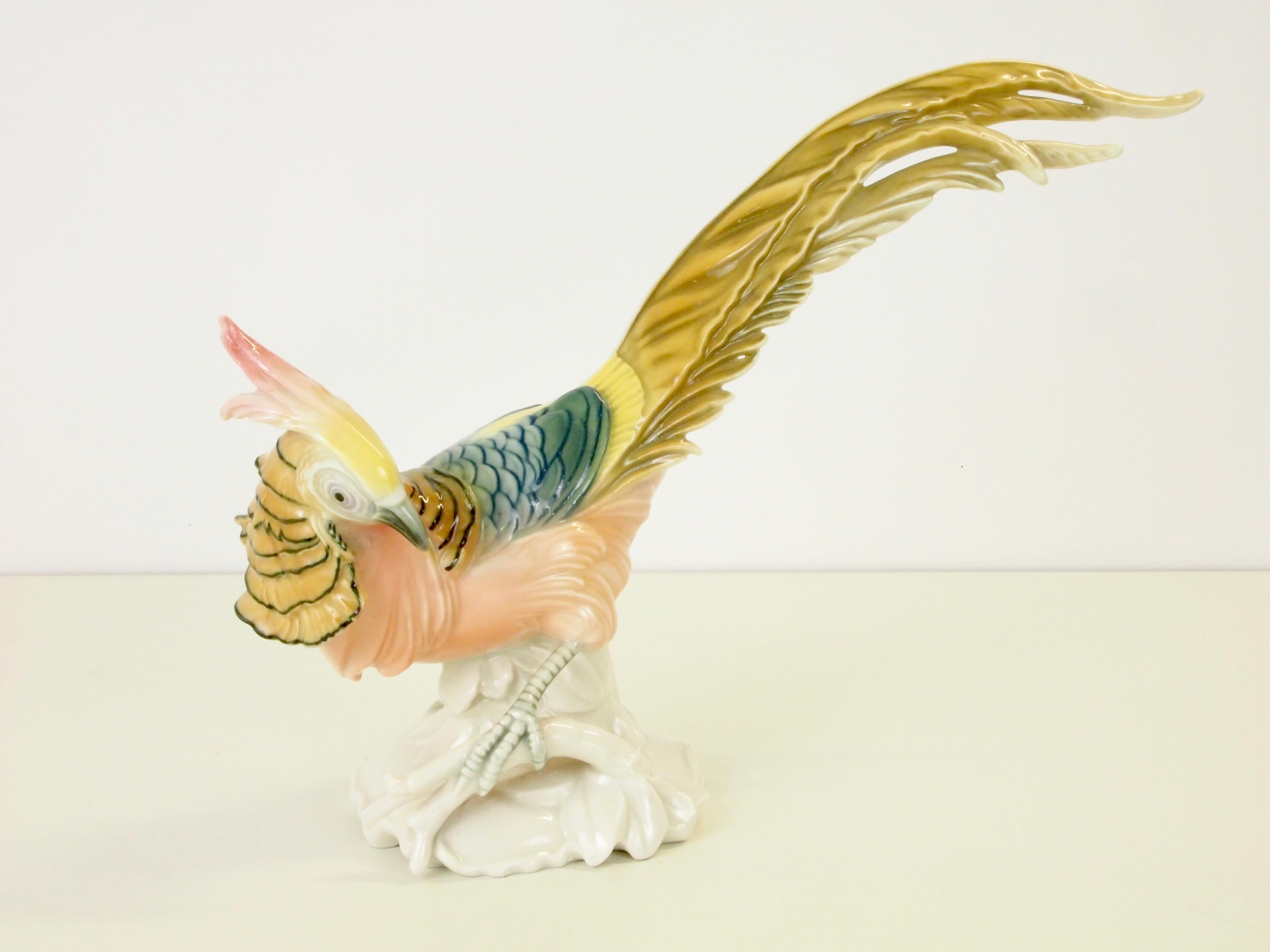 Vintage Porcelain Pheasant Figurine by Karl ENS Volkstedt In Good Condition In Hilversum, Noord Holland