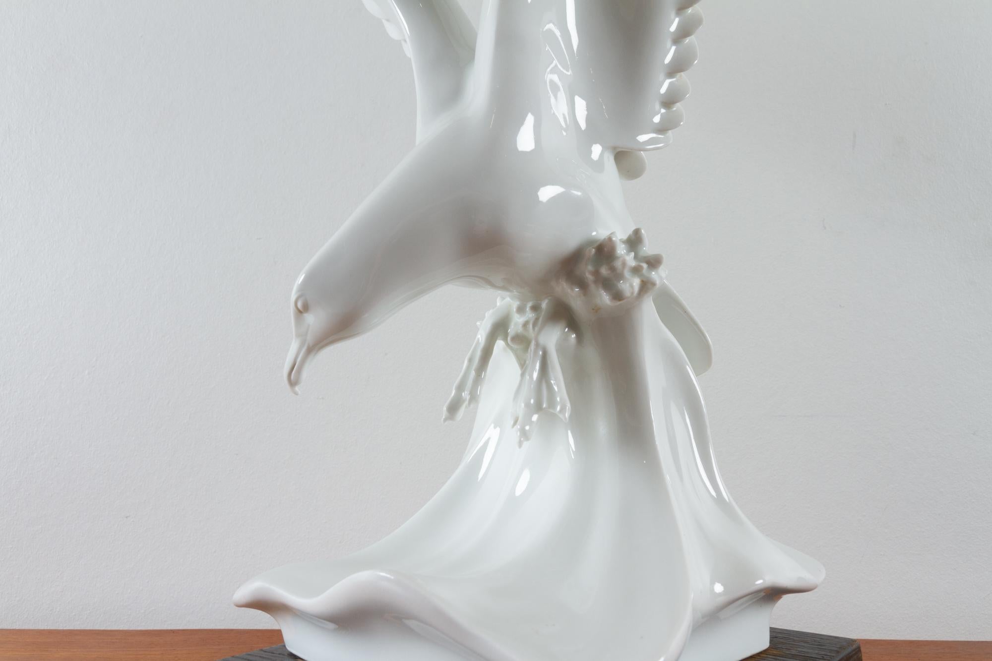 Vintage Porcelain Seagull Figurine by Max Esser for Meissen, 1930s 5