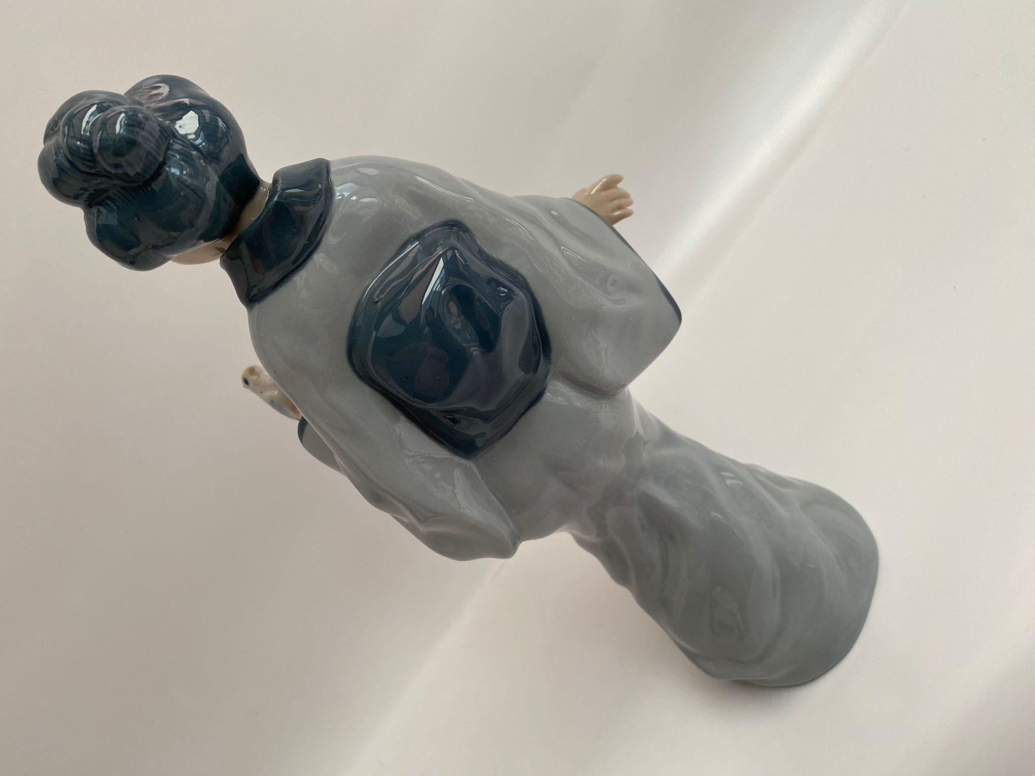 Estatuilla de porcelana vintage de Geisha de Casades, España, años 80 Porcelana en venta