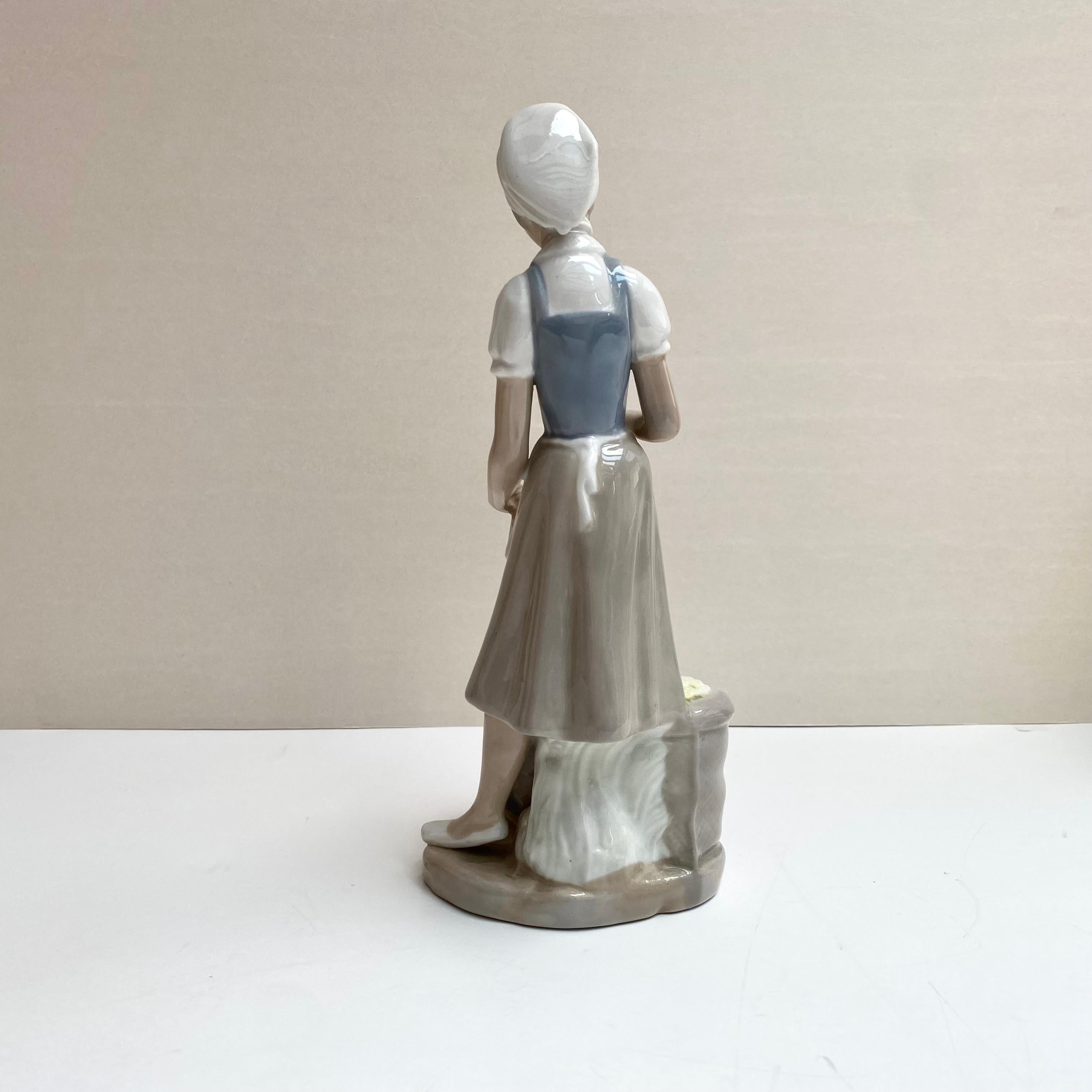 Rustic Vintage Porcelain Statuette of Peasant Girl by Casades, Spain, 1980s