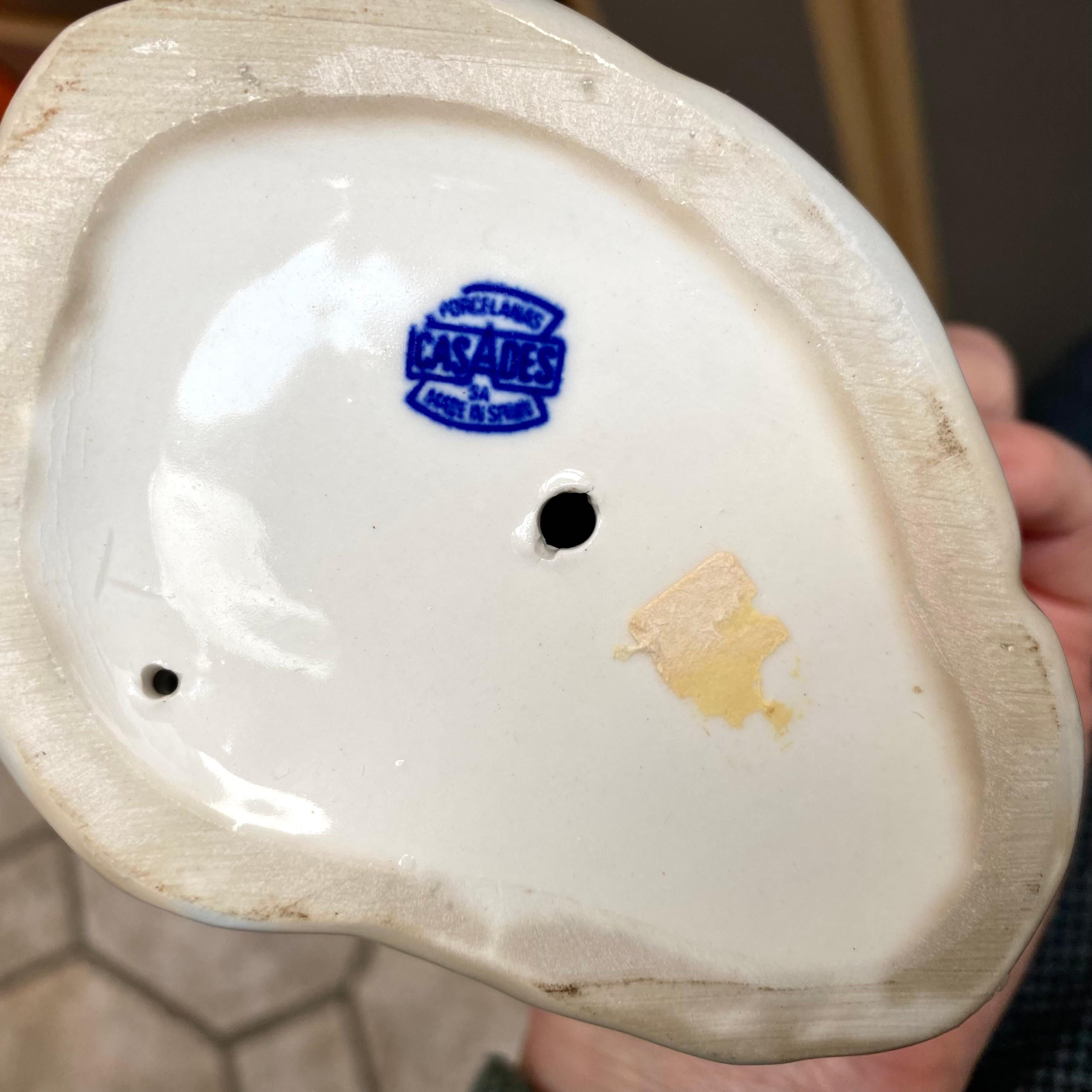 Estatuilla de porcelana vintage de campesina de Casades, España, años 80 Español